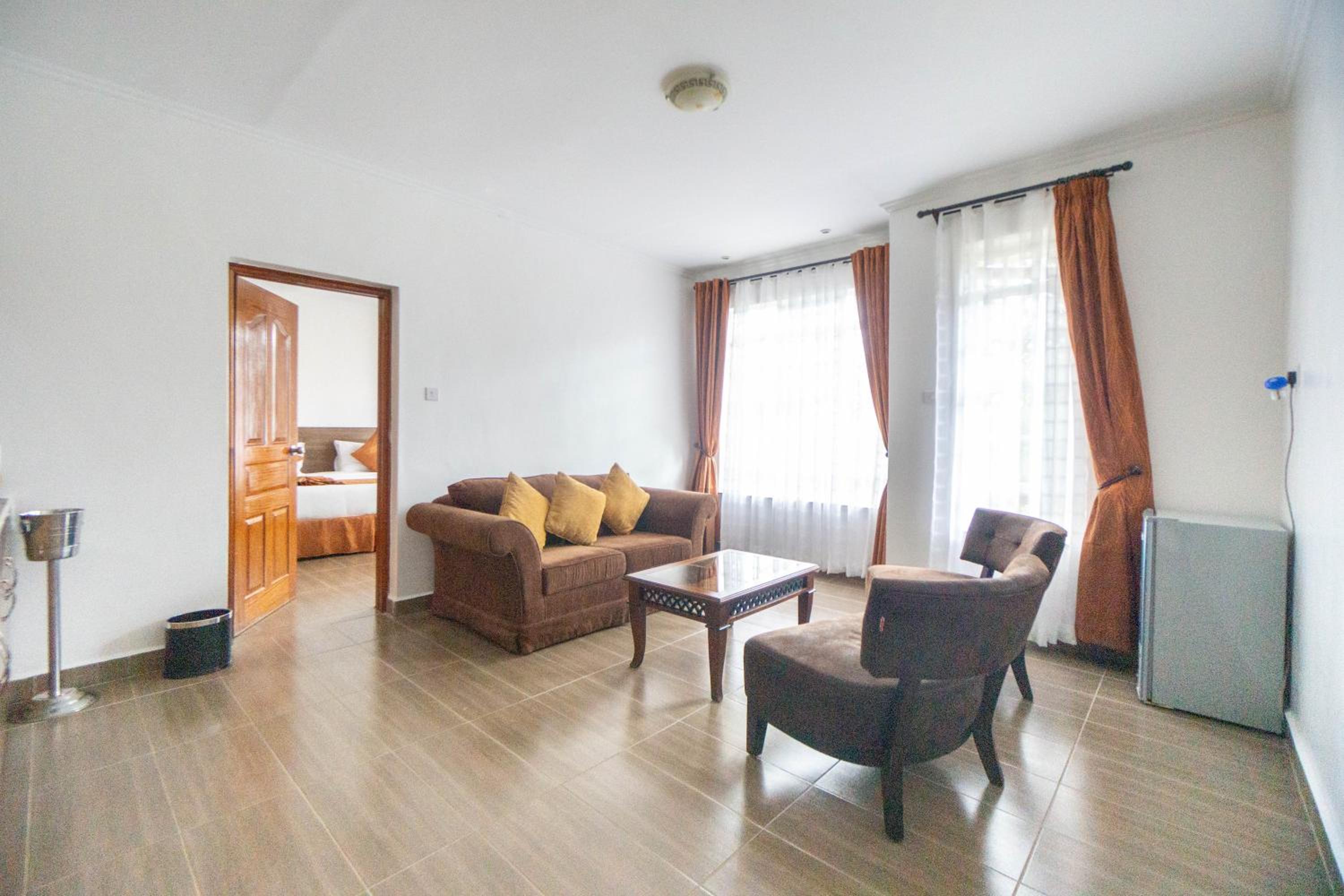 Superior Suite - Photo 1