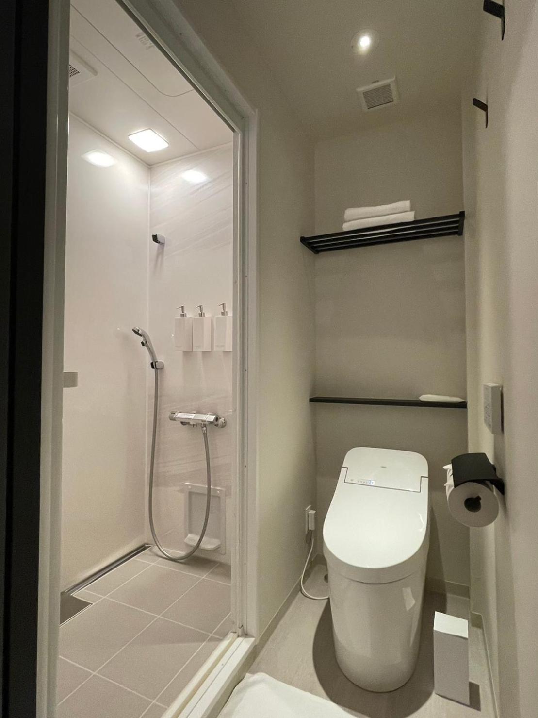 Double Room with Small Double Bed and Kitchenette - Non-Smoking photo 3
