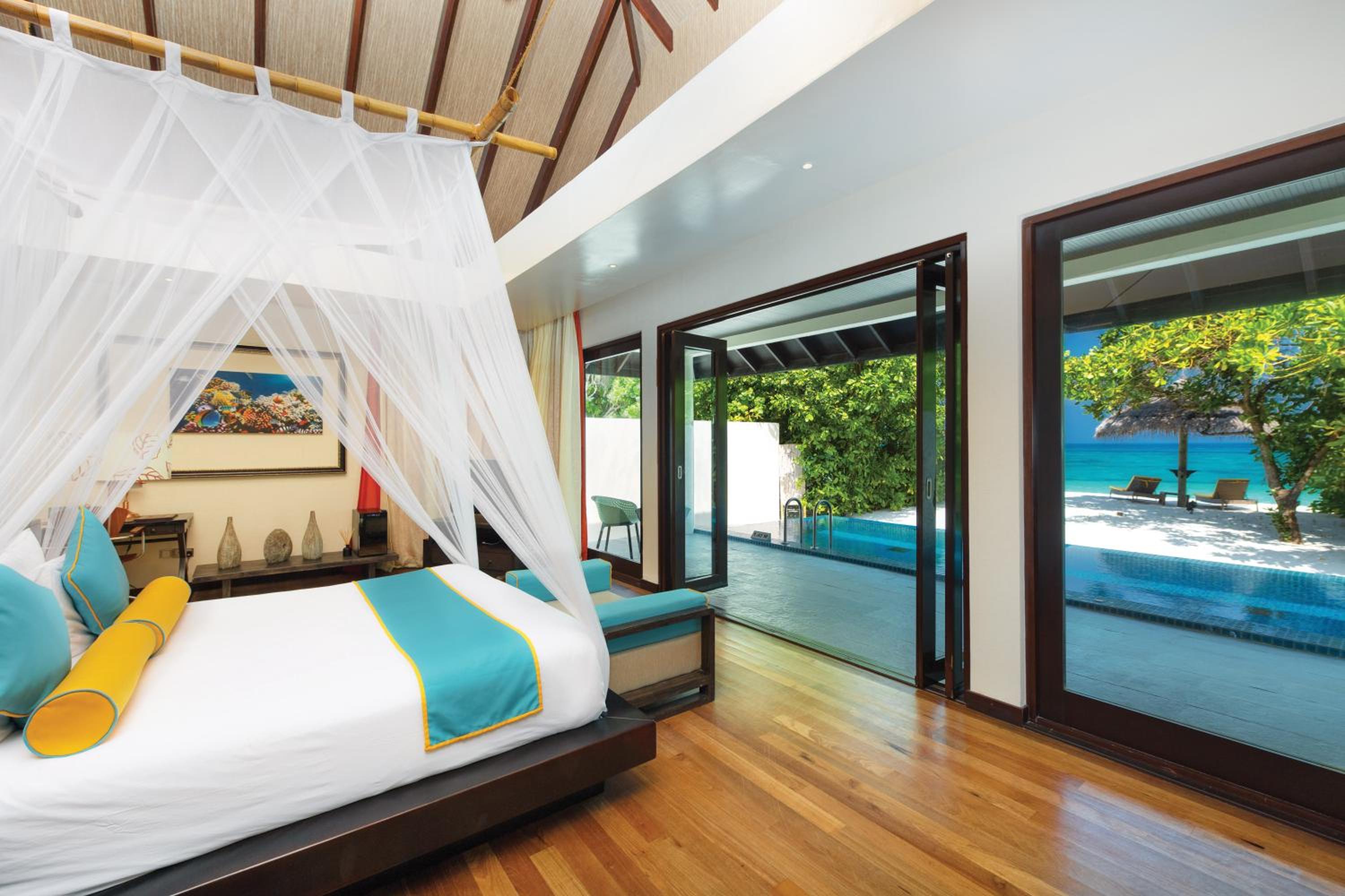 Sunset Beach Villa with Pool - Photo 3