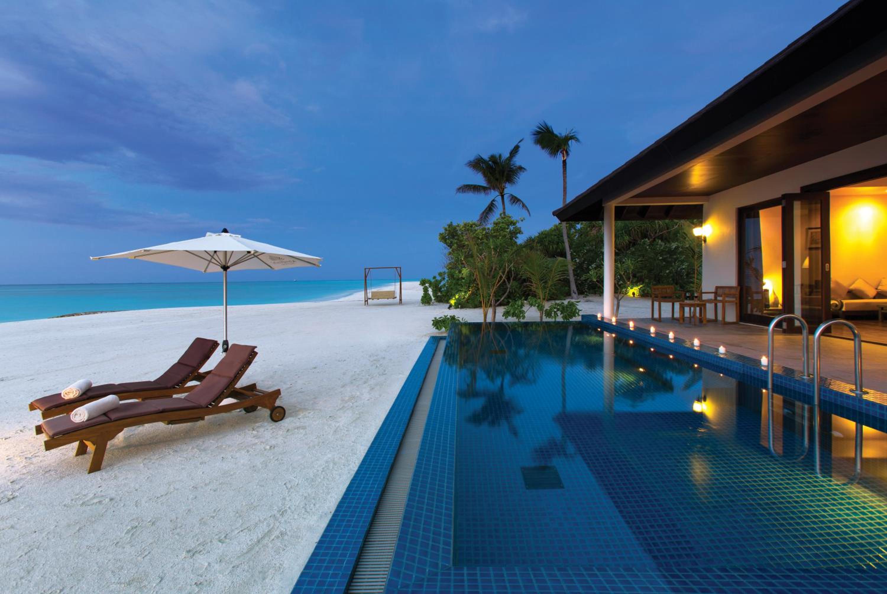 Sunset Beach Villa with Pool - Photo 4