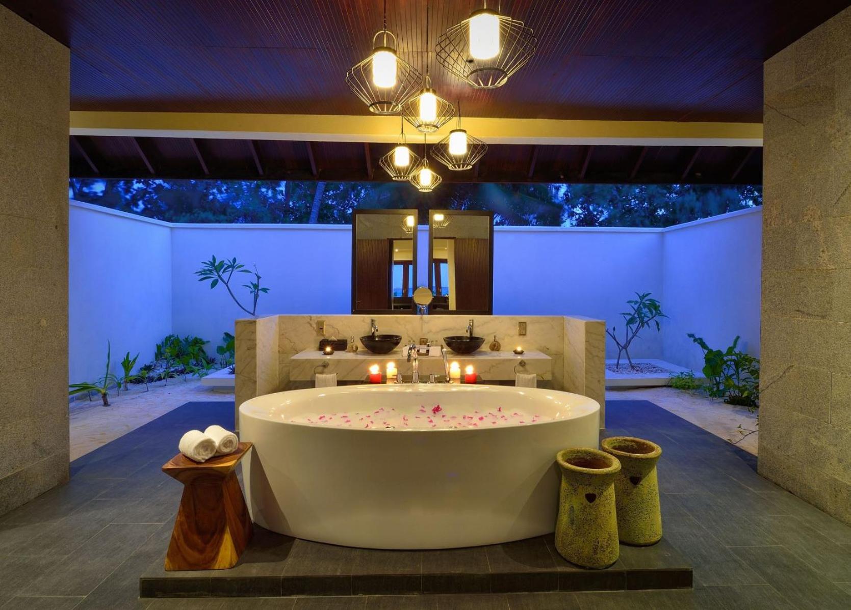 Sunset Beach Villa with Pool - Photo 2