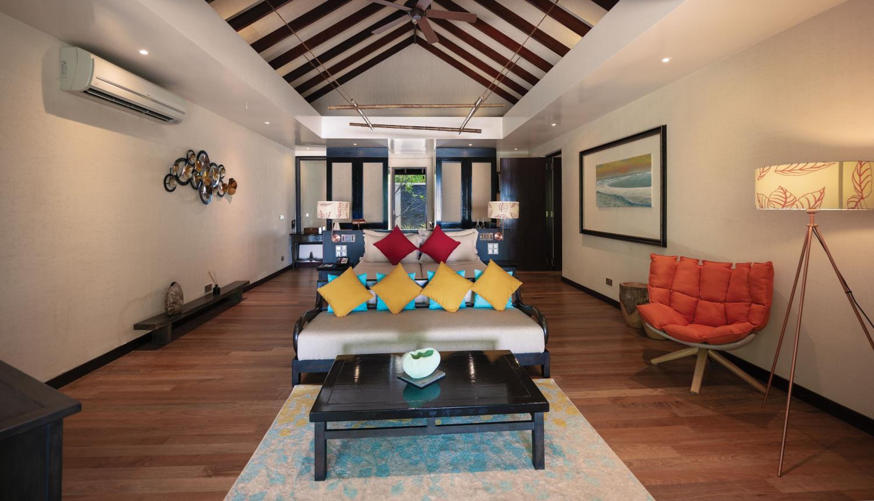 2 Bedroom Sunset Family Beach Villa - Photo 5