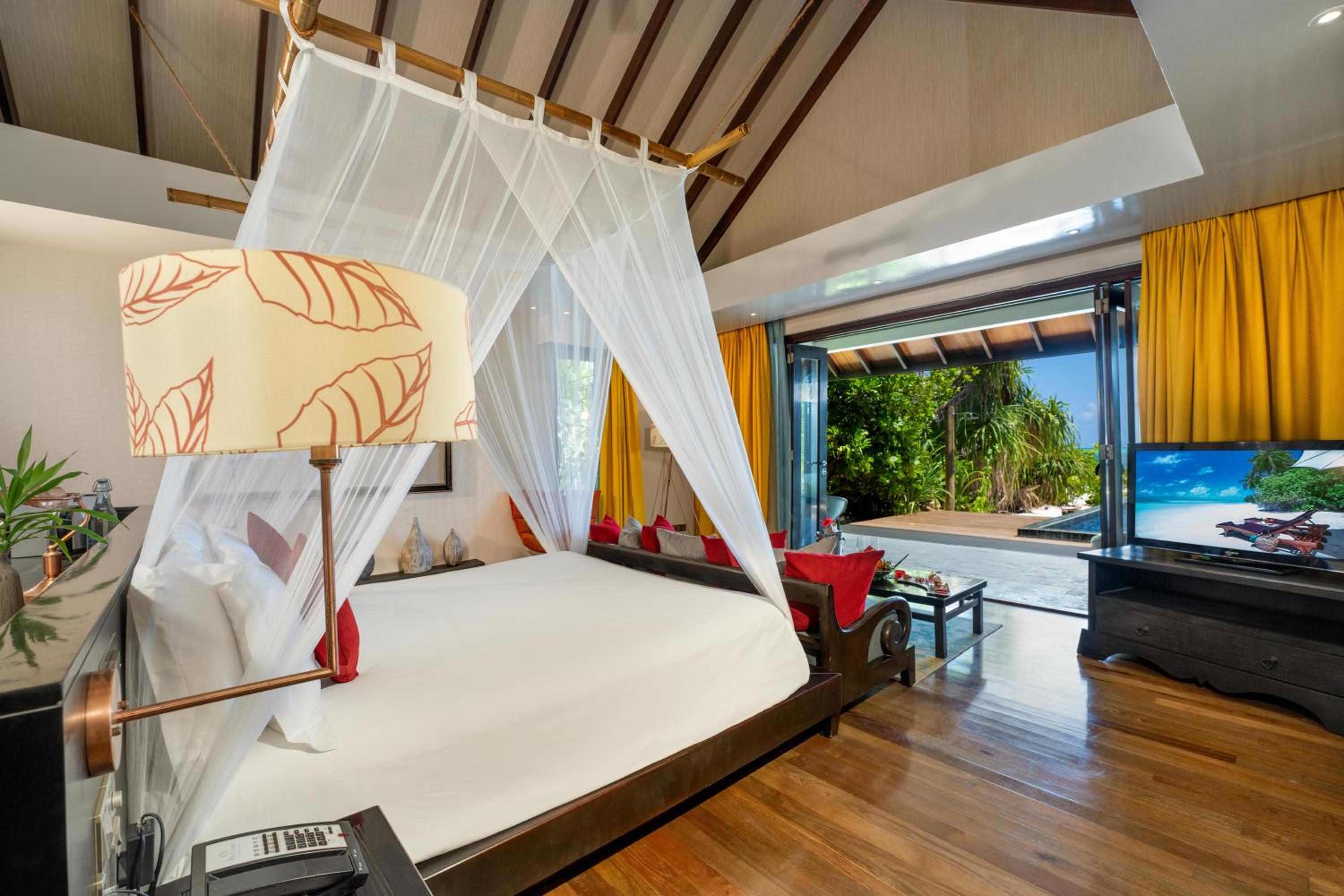 Kanifushi Beach Villa With Pool - Photo 4