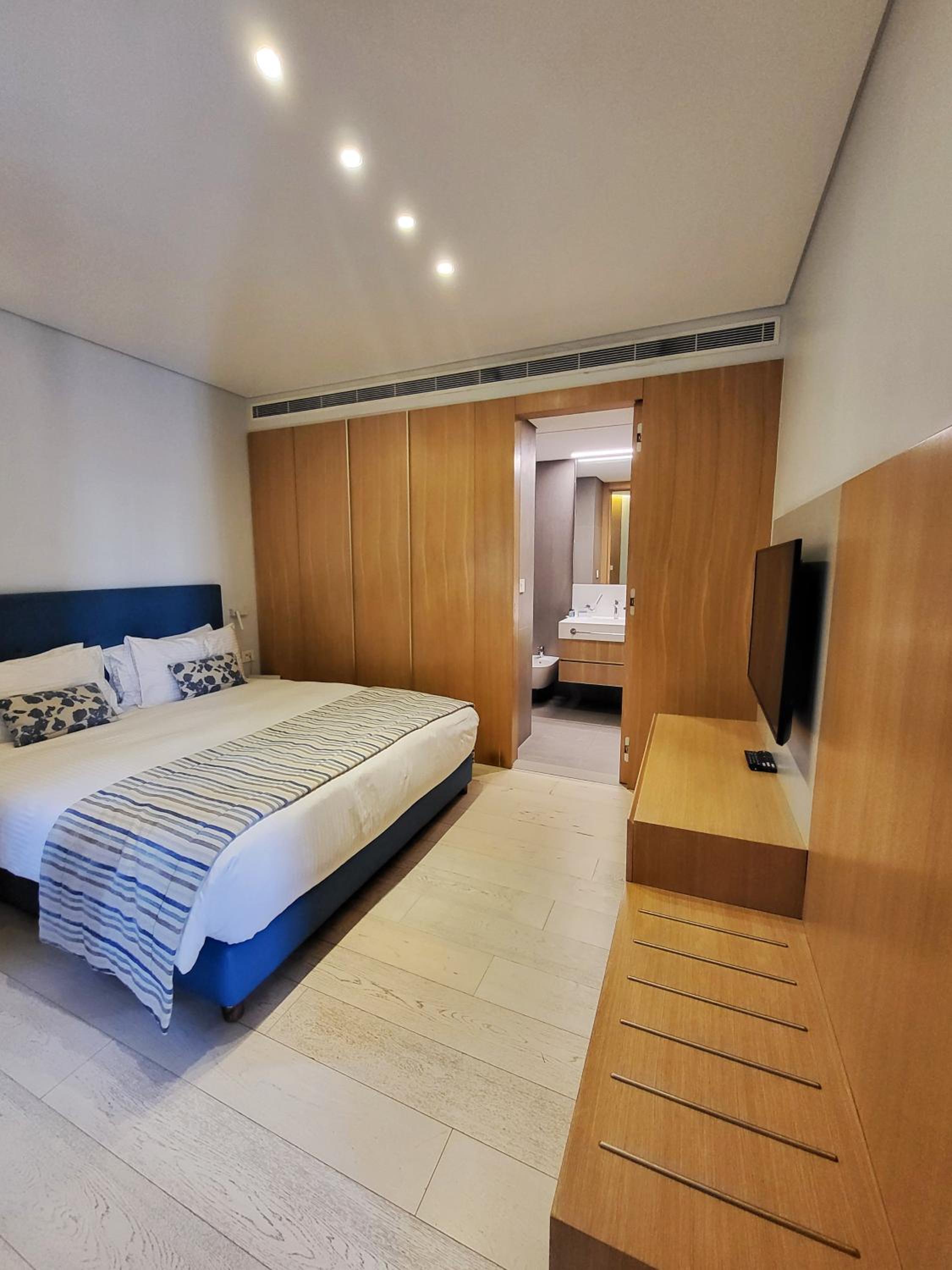 Suite with Balcony photo 2