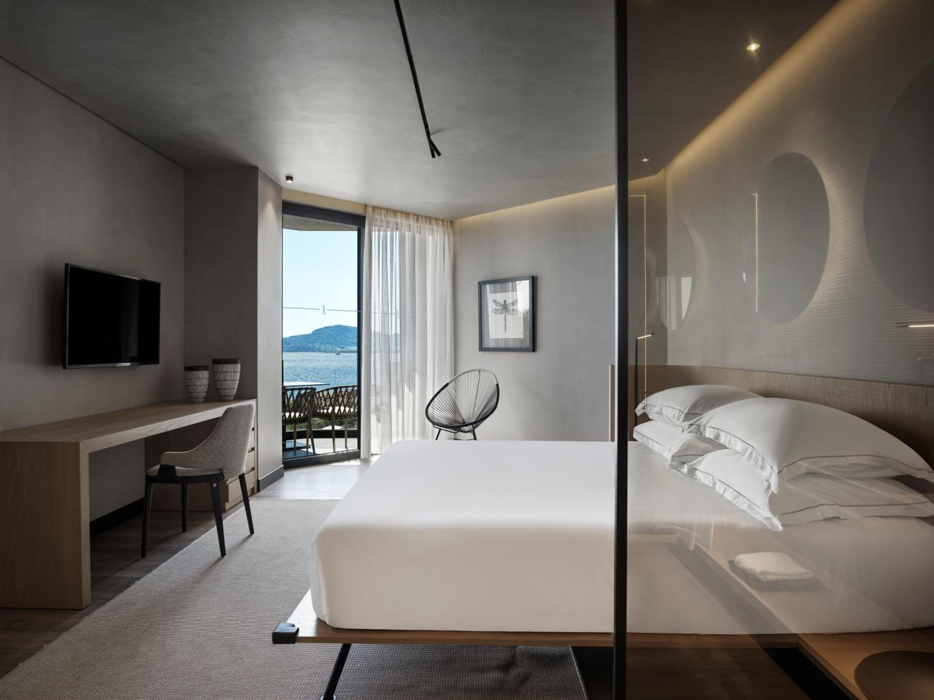 One-Bedroom Penthouse Suite Sea View - Photo 13