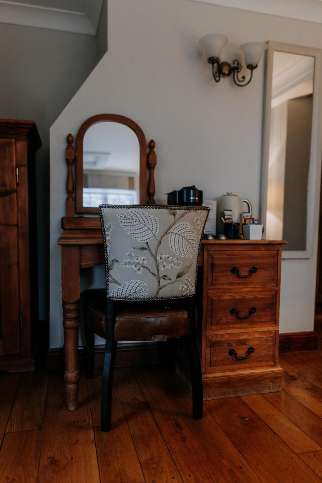 Double Room - Photo 4