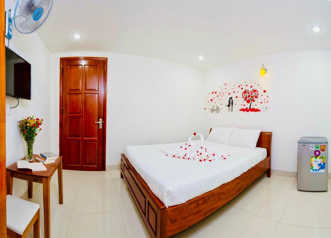 Double Room - Photo 11