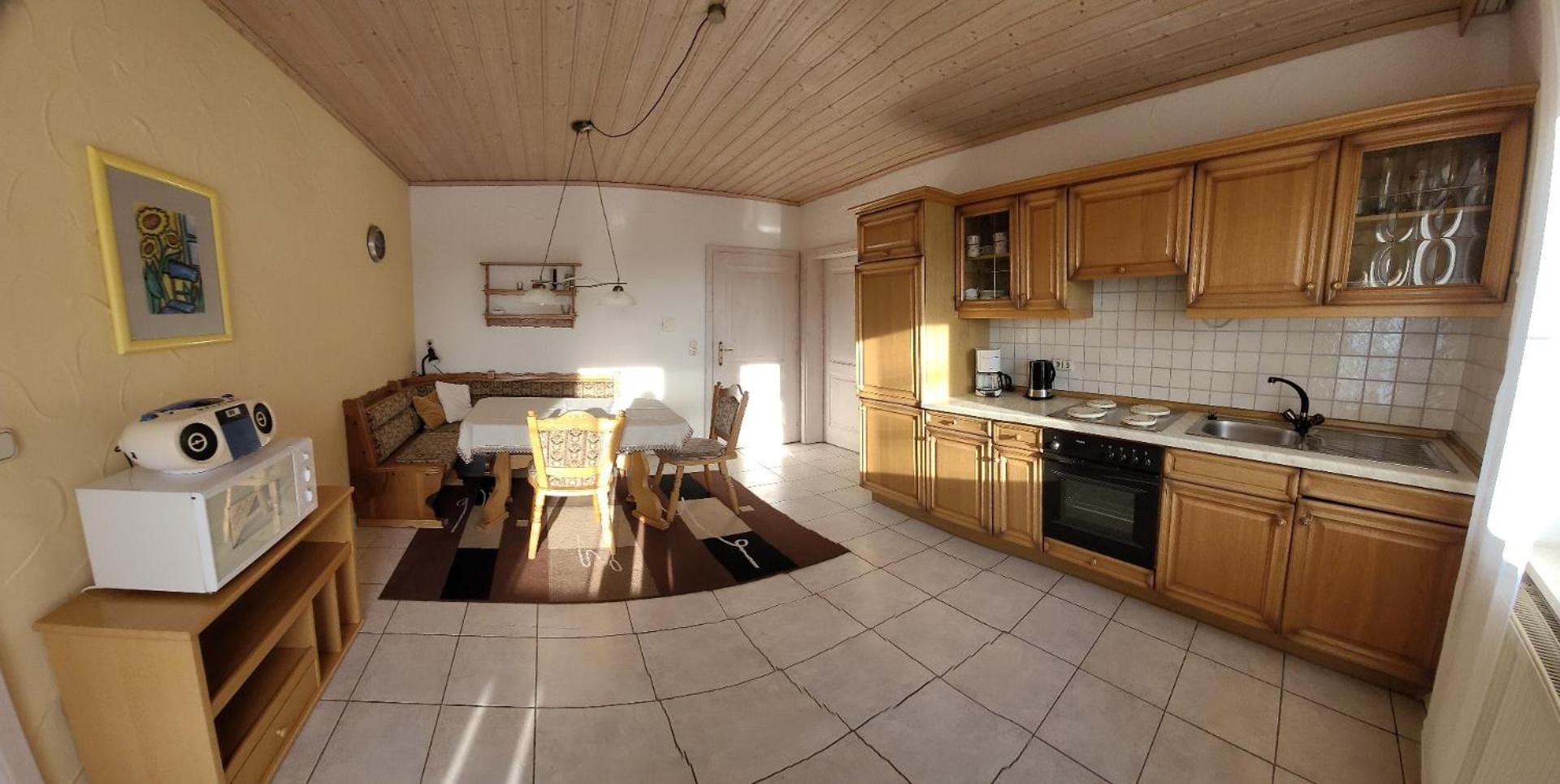 One-Bedroom Apartment photo 1