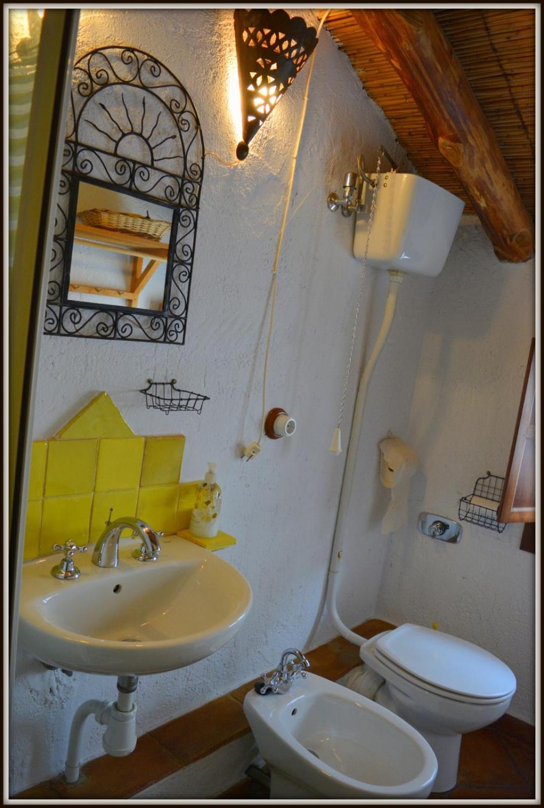 Mobile Home photo 3
