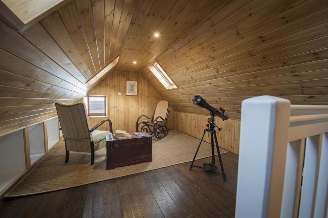 One-Bedroom House photo 2