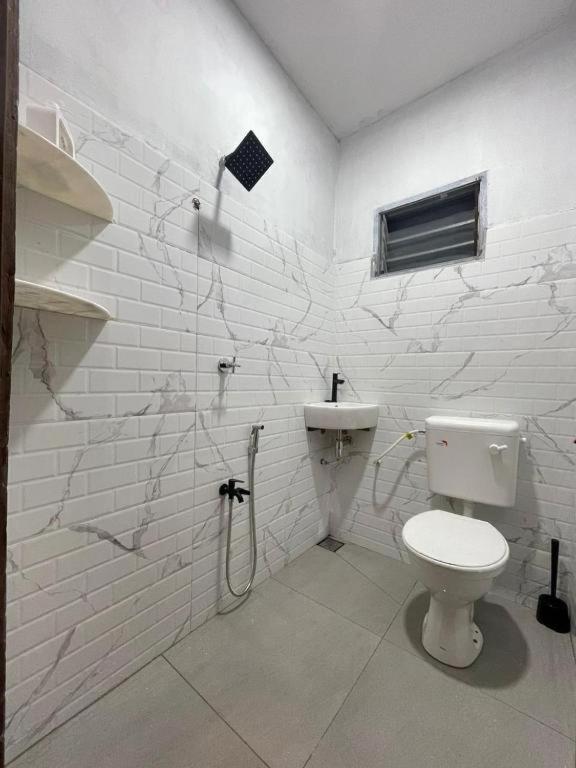 Double Or Twin Room With Pool View photo 3