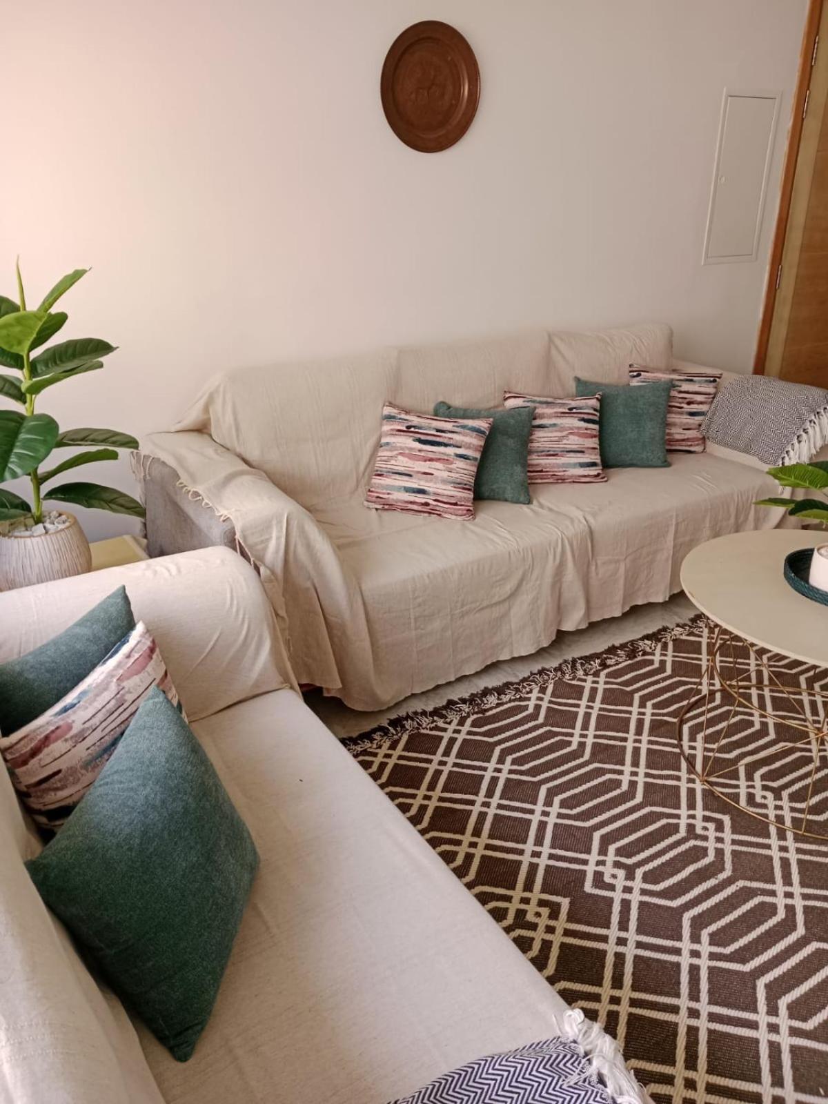 One-Bedroom Apartment photo 3