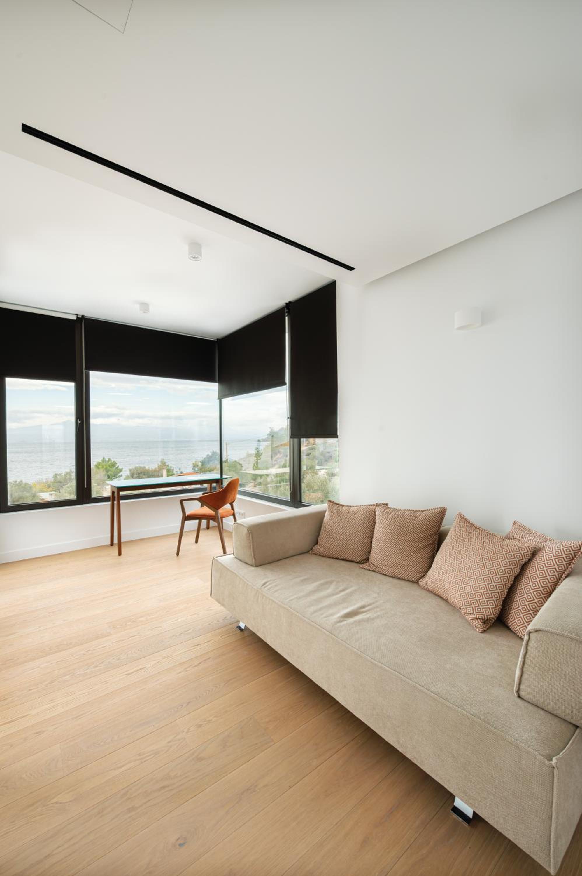 Villa photo 1