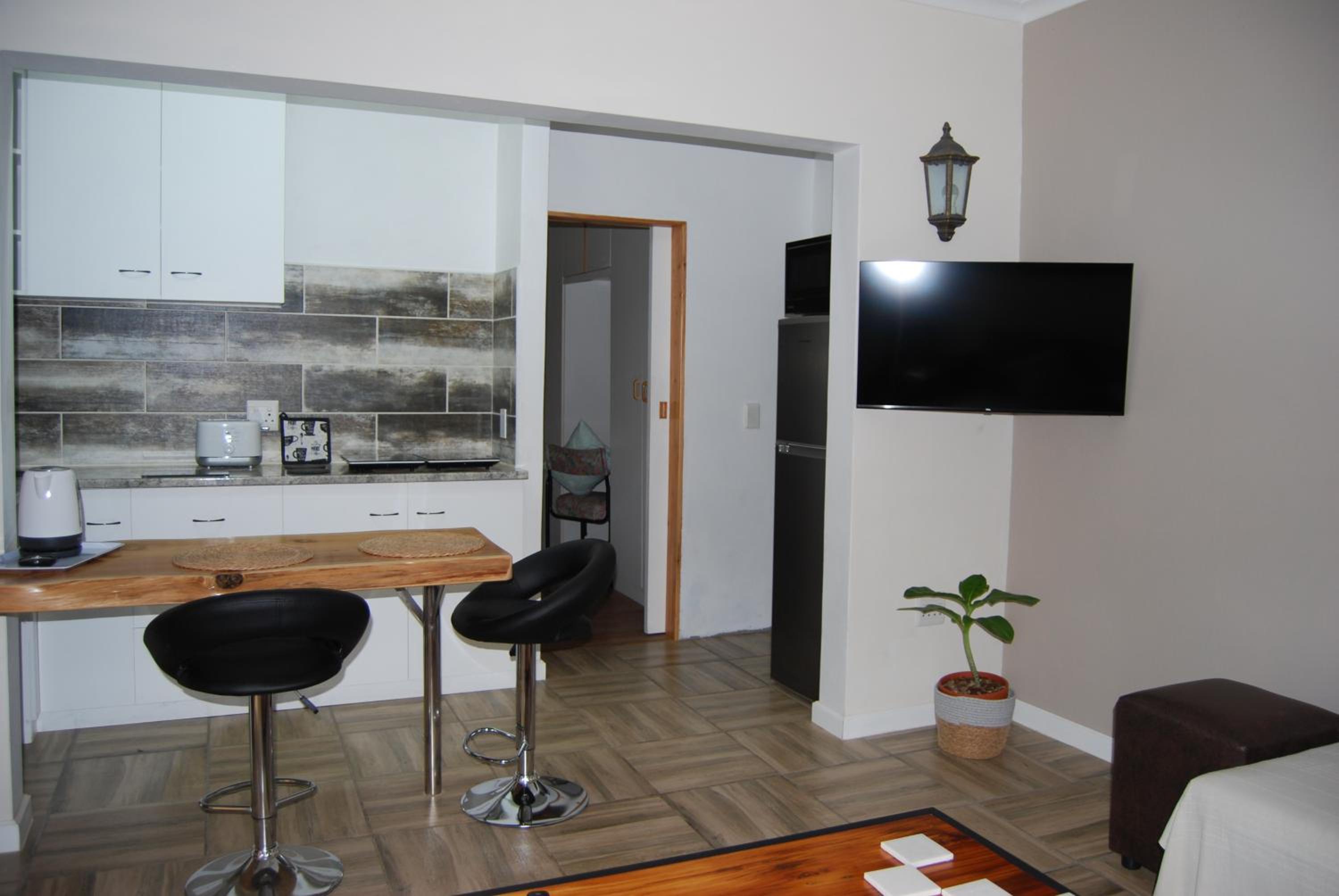 Apartment With Terrace photo 3