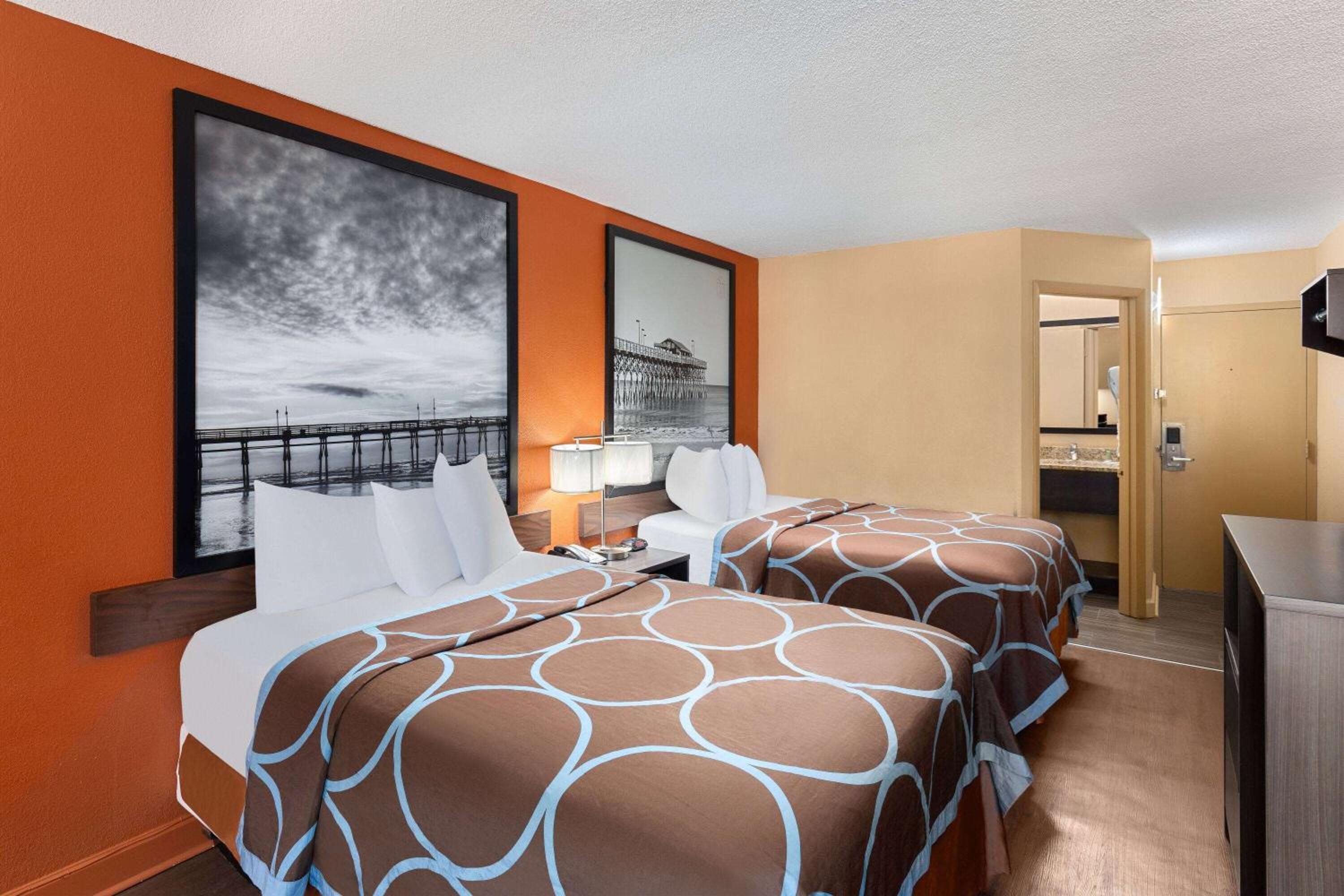 Double Room with Two Double Beds - Non-Smoking - Photo 1