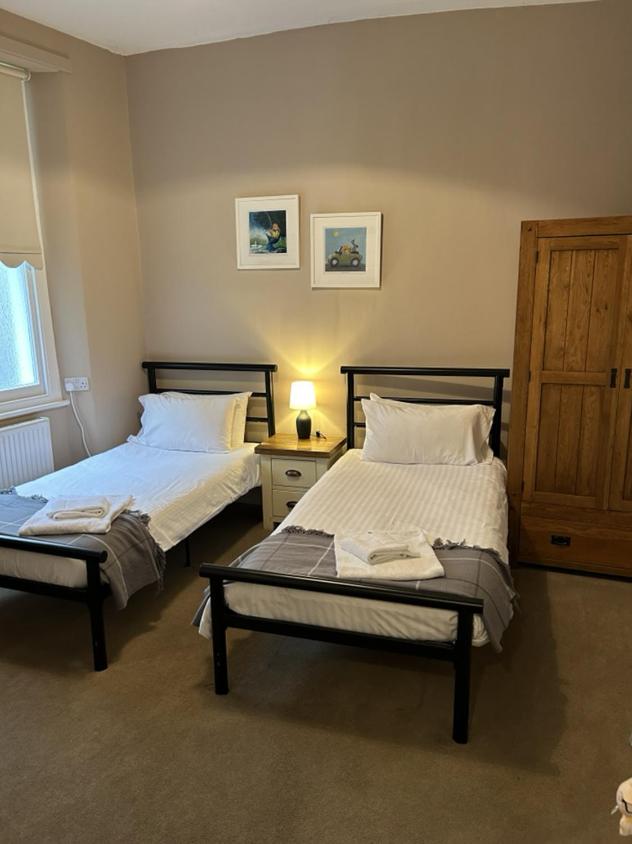 Twin Room - Photo 1