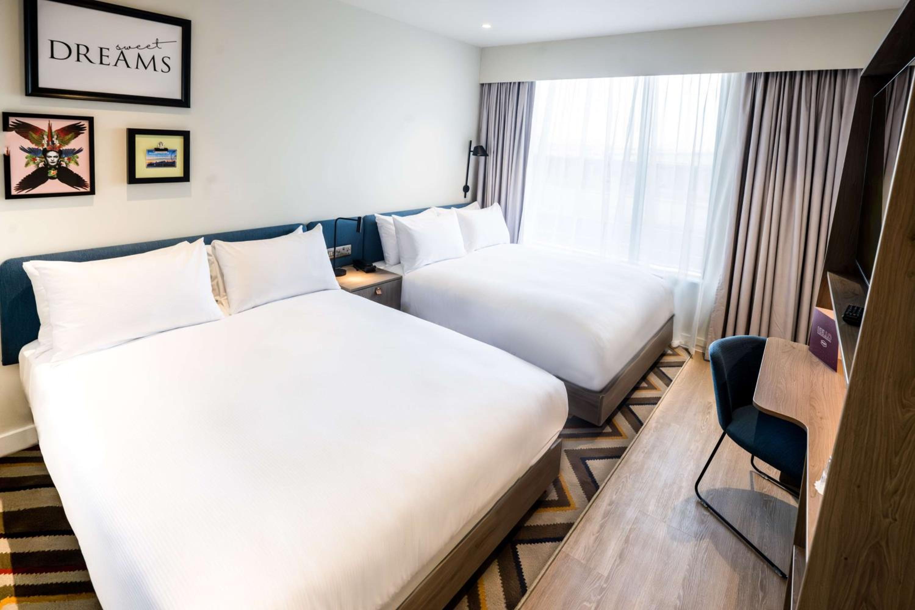 Premium Double Room with Two Double Beds - Non-Smoking - Photo 3