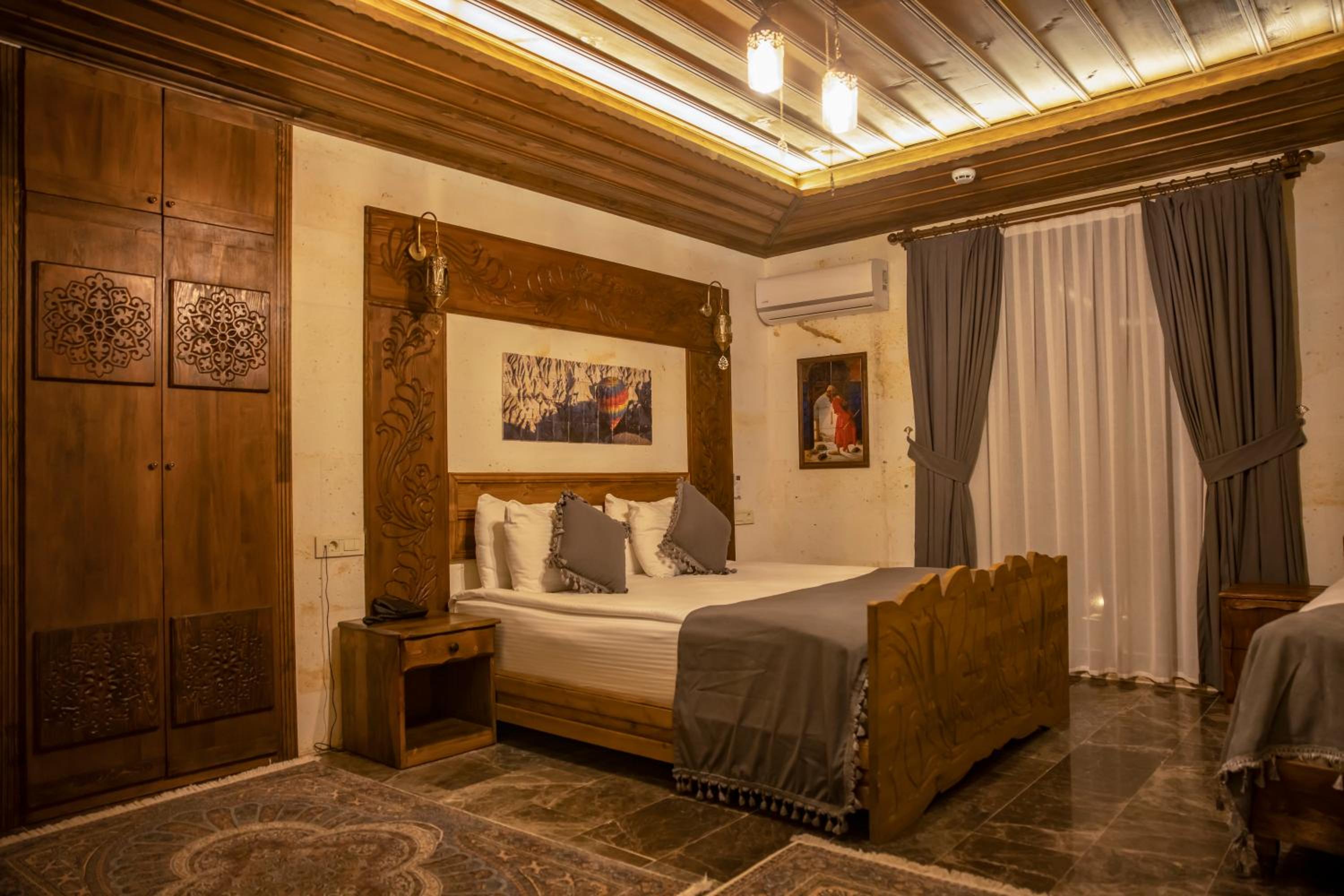 Deluxe Triple Room - Photo 1
