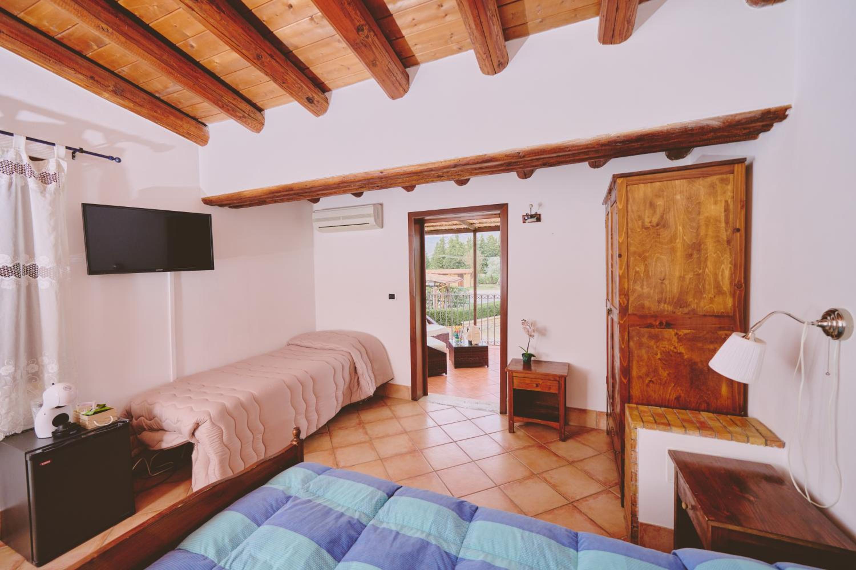 Triple Room with Terrace