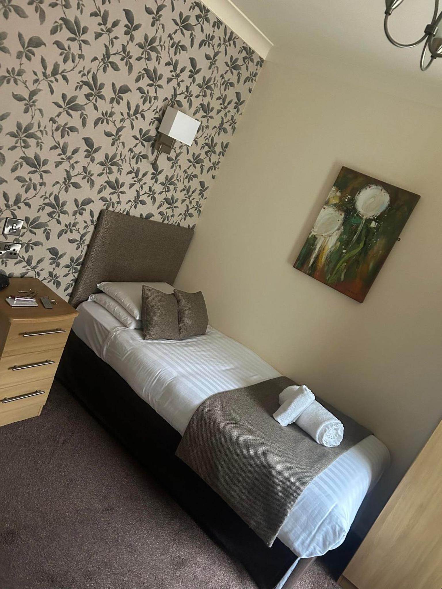 Single Room photo 1