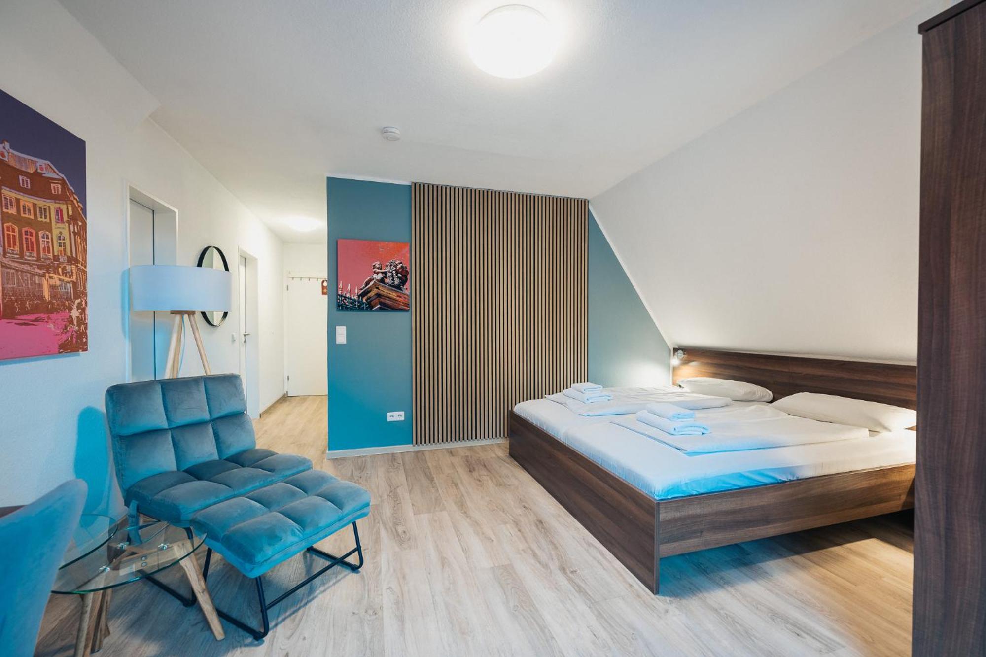 Double Room - Photo 12