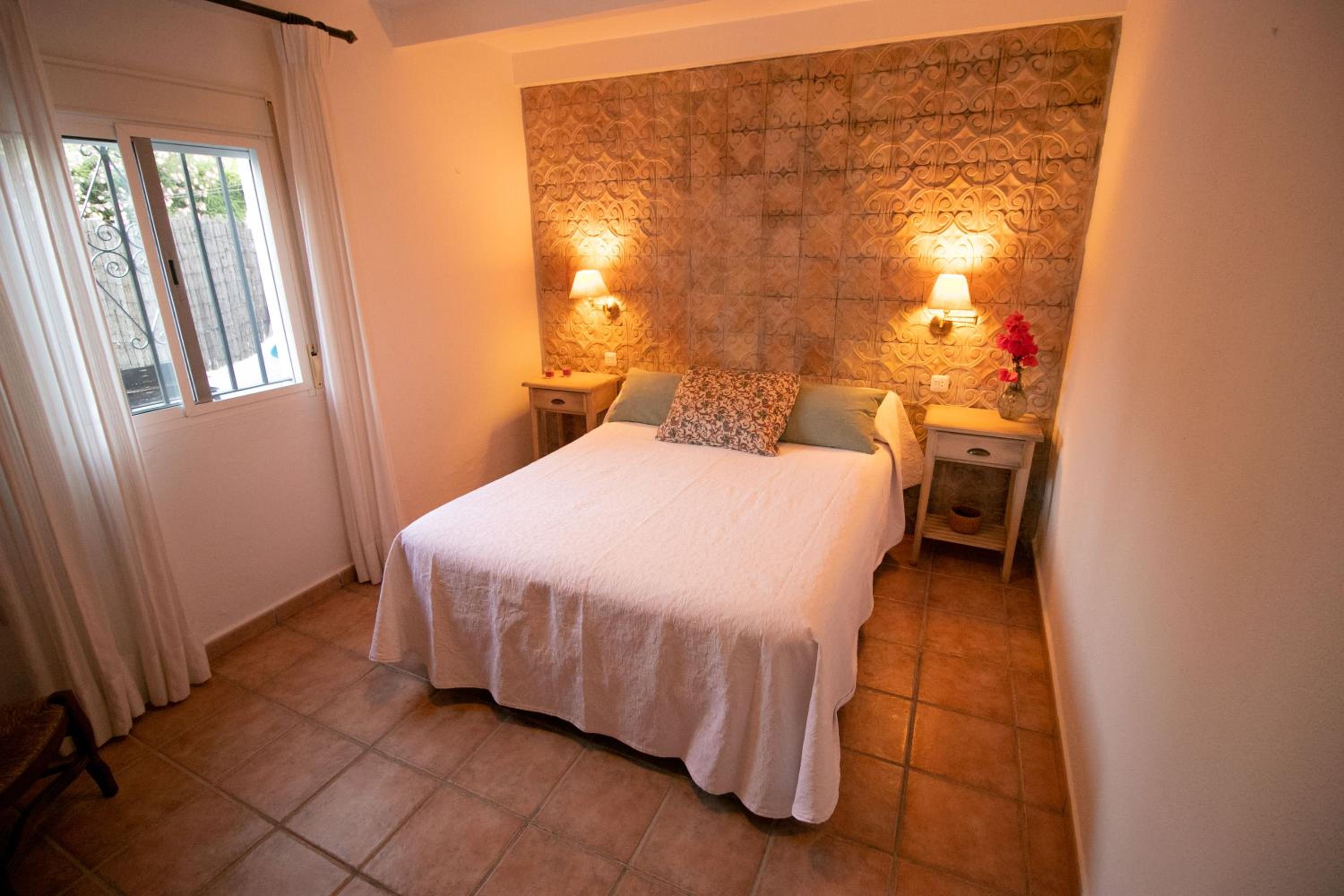 Large Double Room photo 2