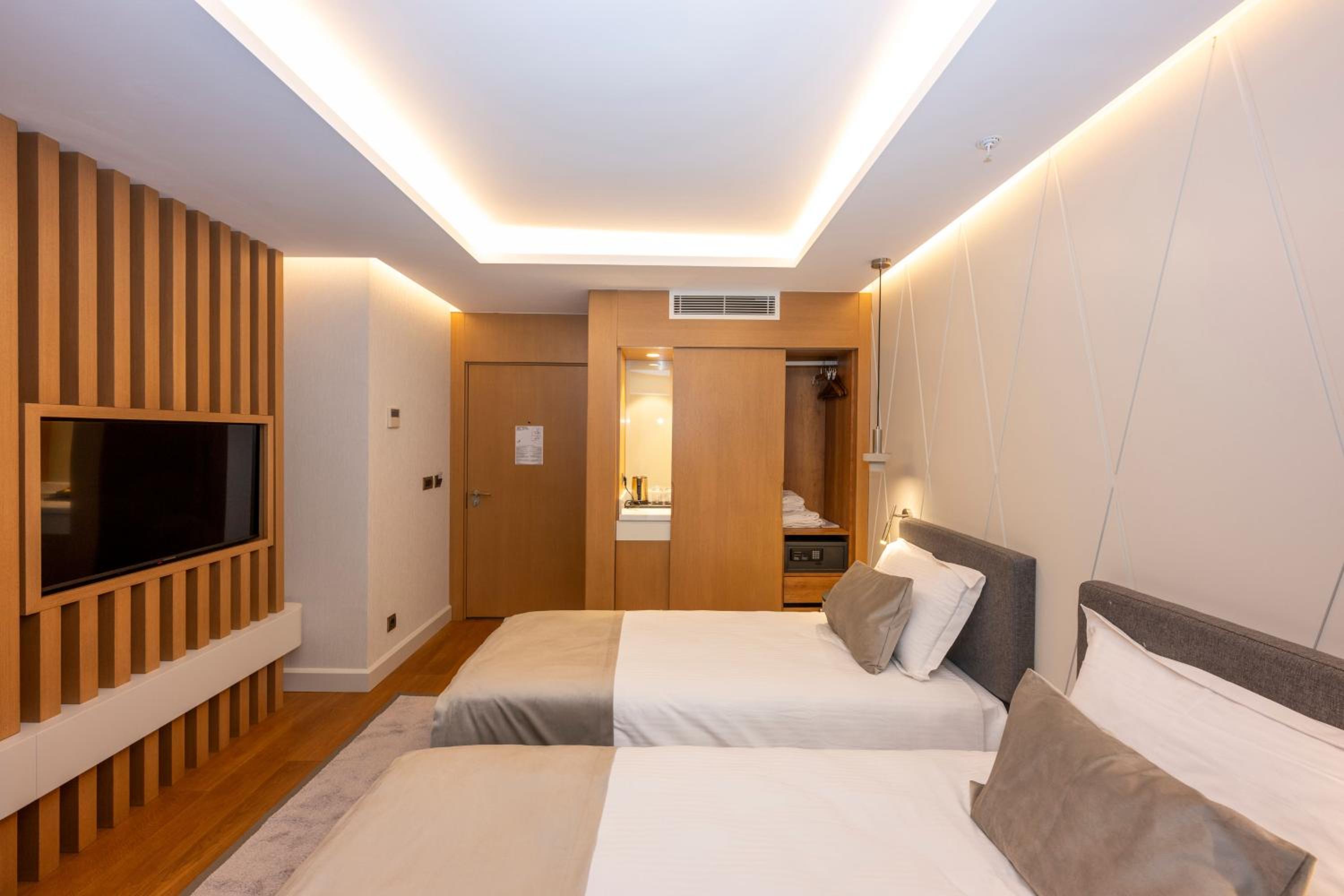 Superior Twin Room photo 1