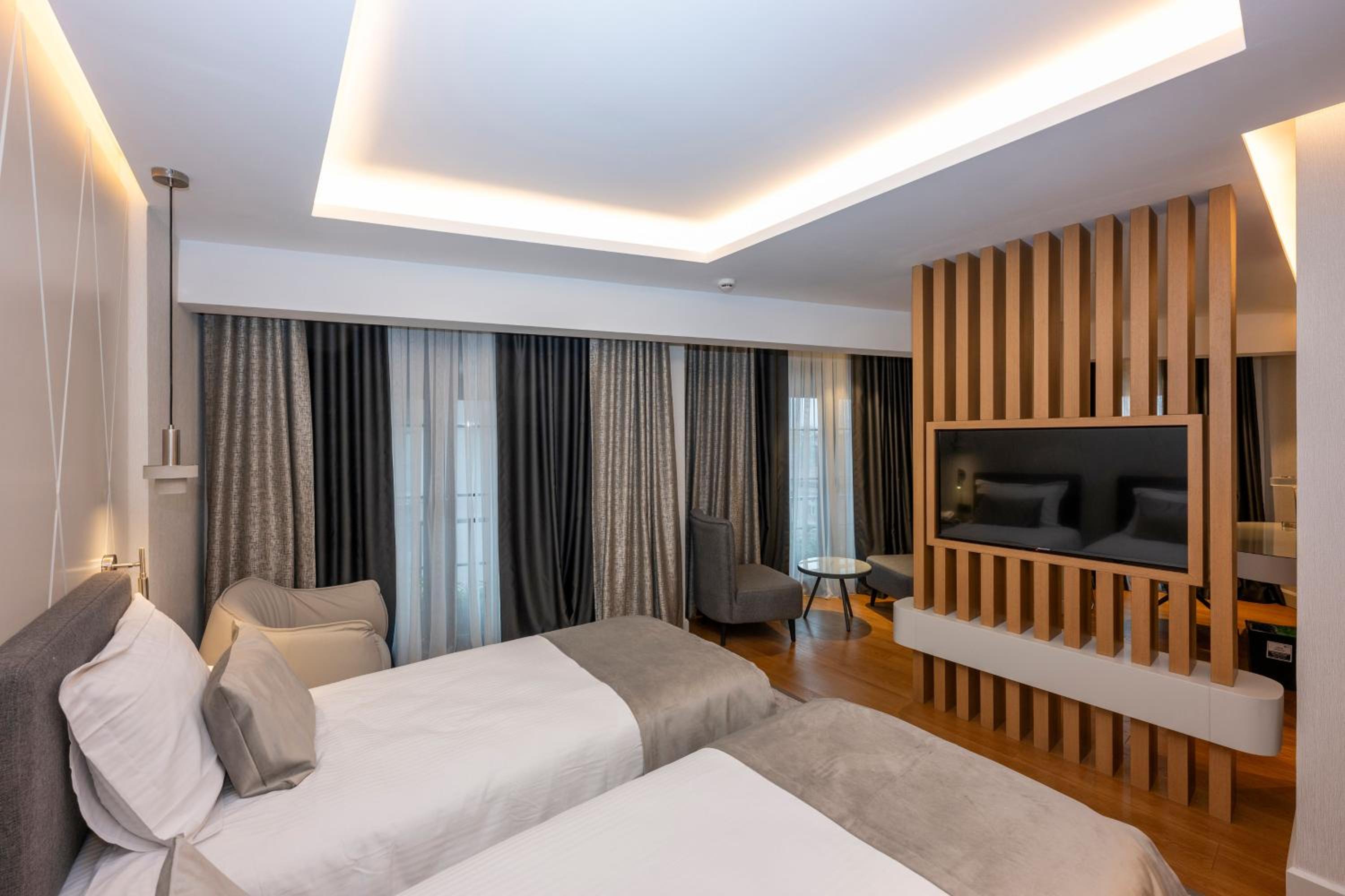 Superior Twin Room photo 2