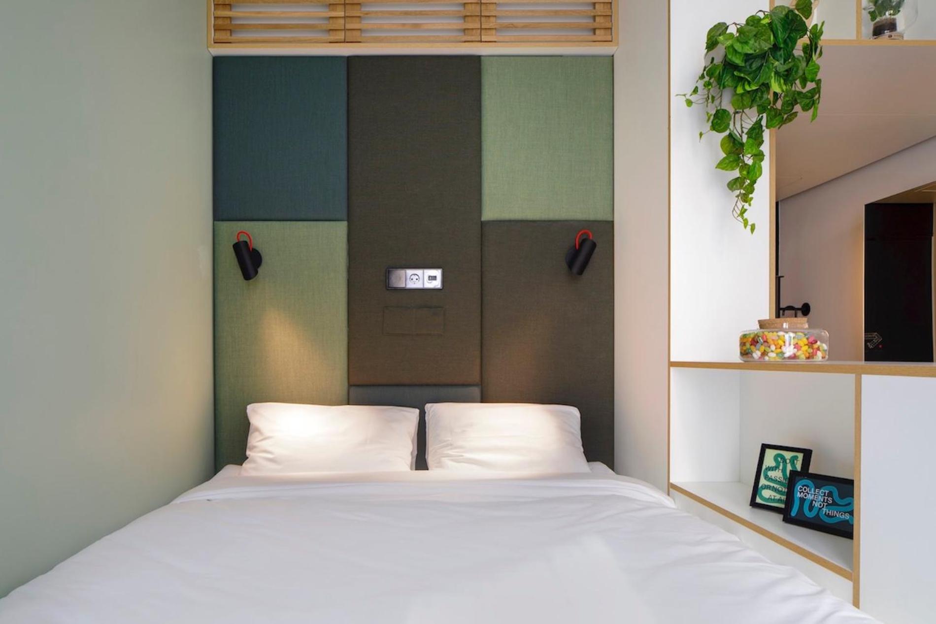 Zoku Room - Photo 6
