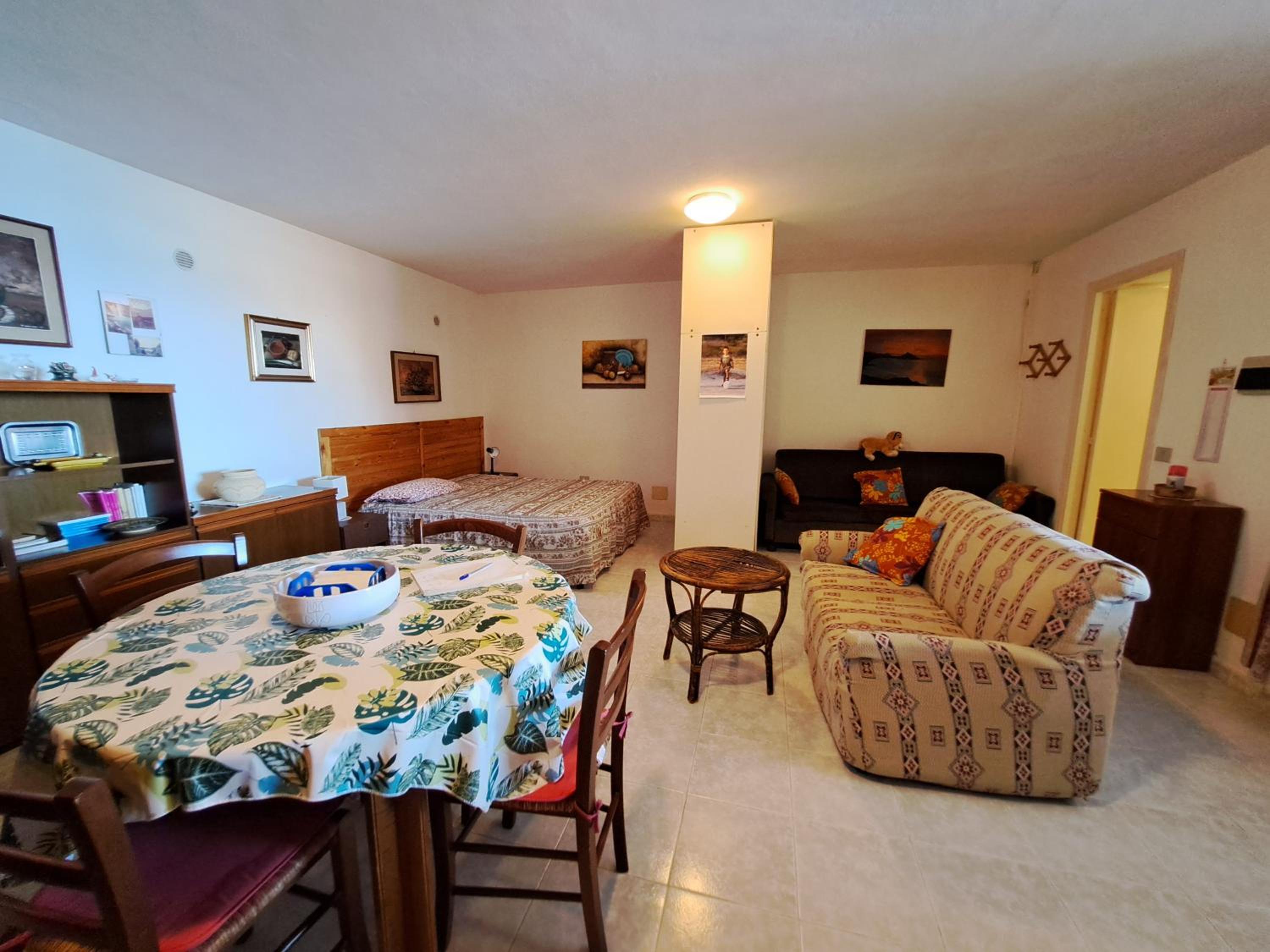 Studio Apartment