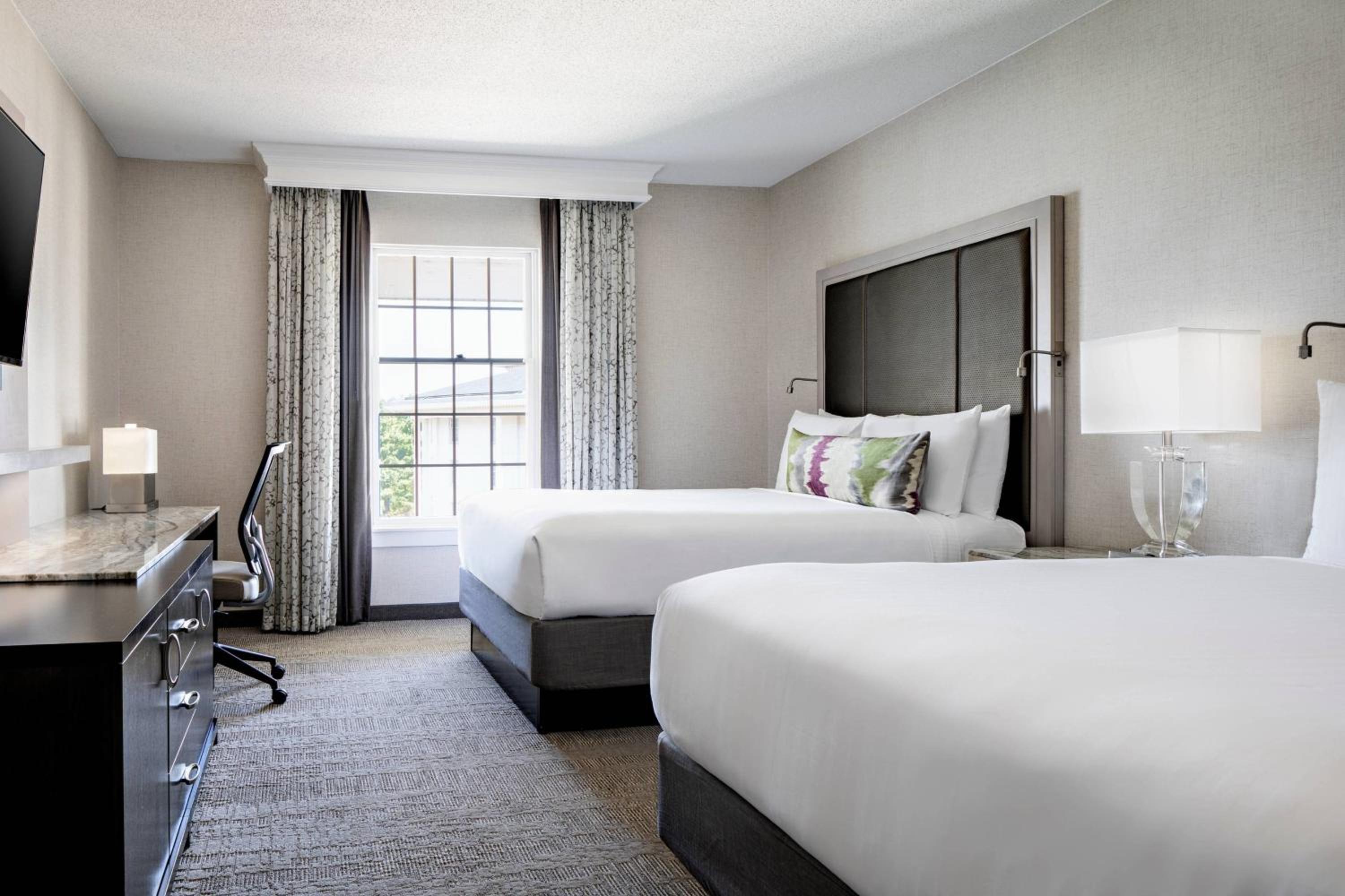 Queen Room with Two Queen Beds - Photo 1
