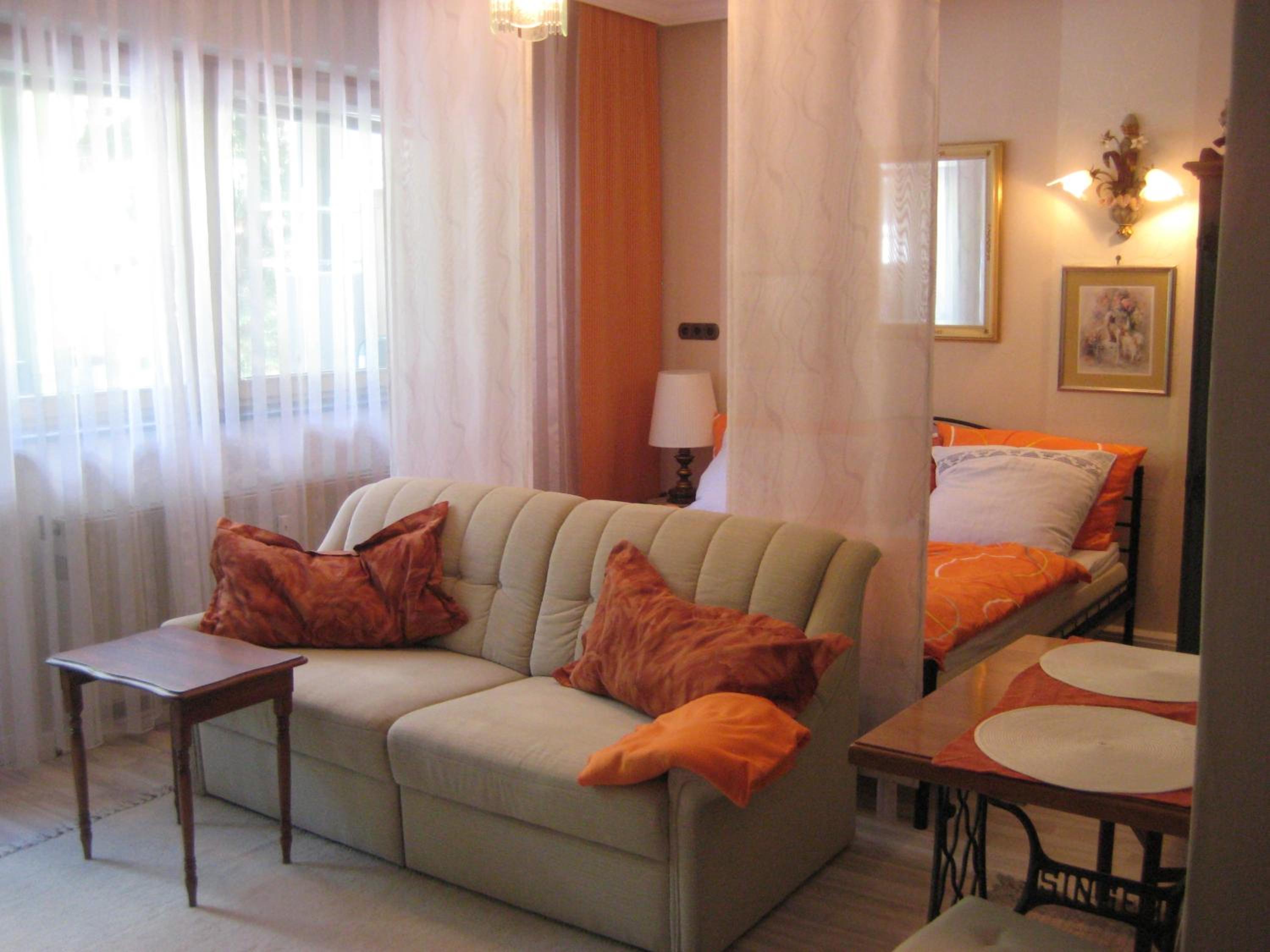 One-Bedroom Apartment with Terrace photo 1