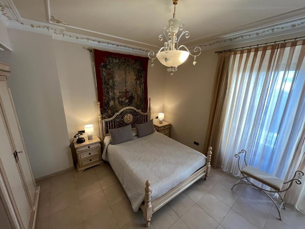 Superior Double Room thumbnail 5