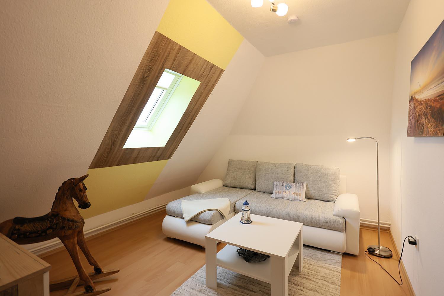 One-Bedroom Apartment photo 1