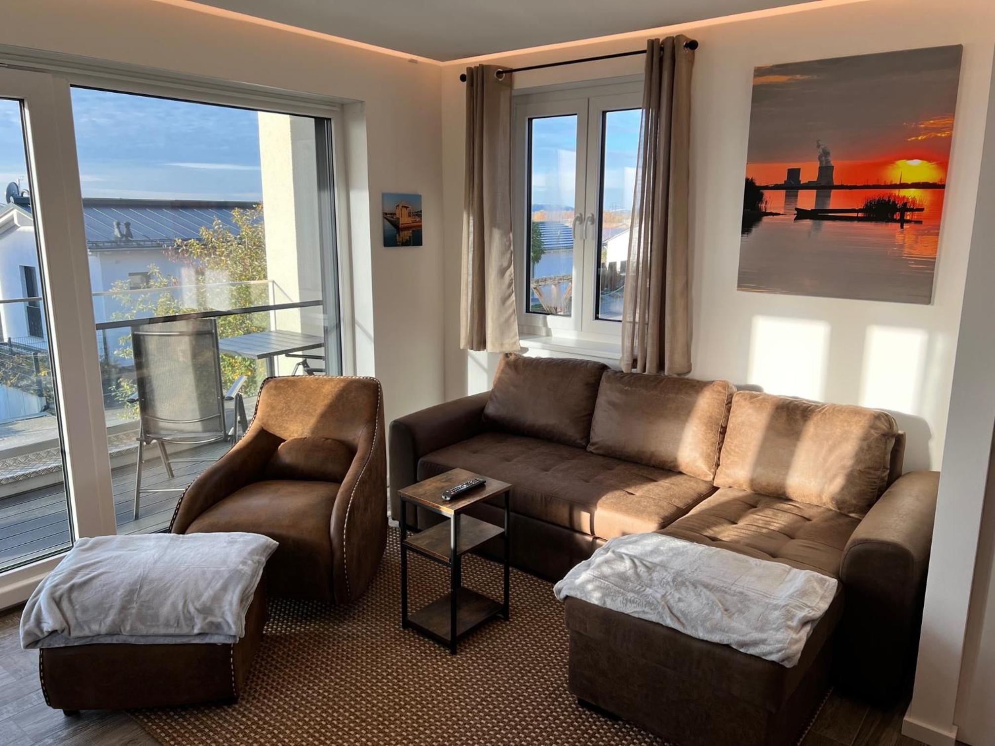 Apartment with Lake View photo 1
