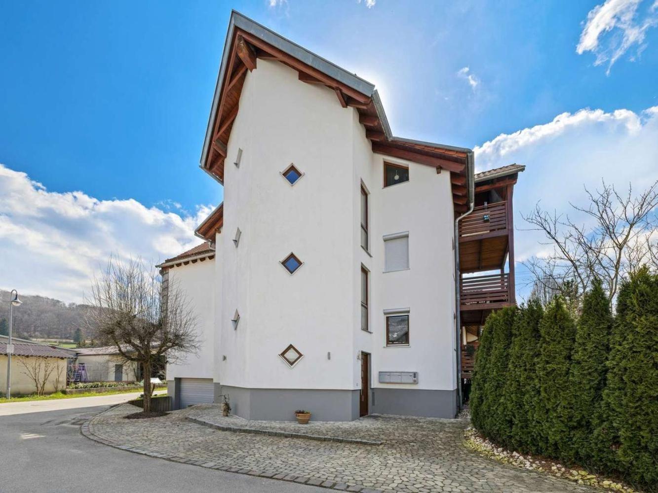 Apartment - Ground Floor photo 2