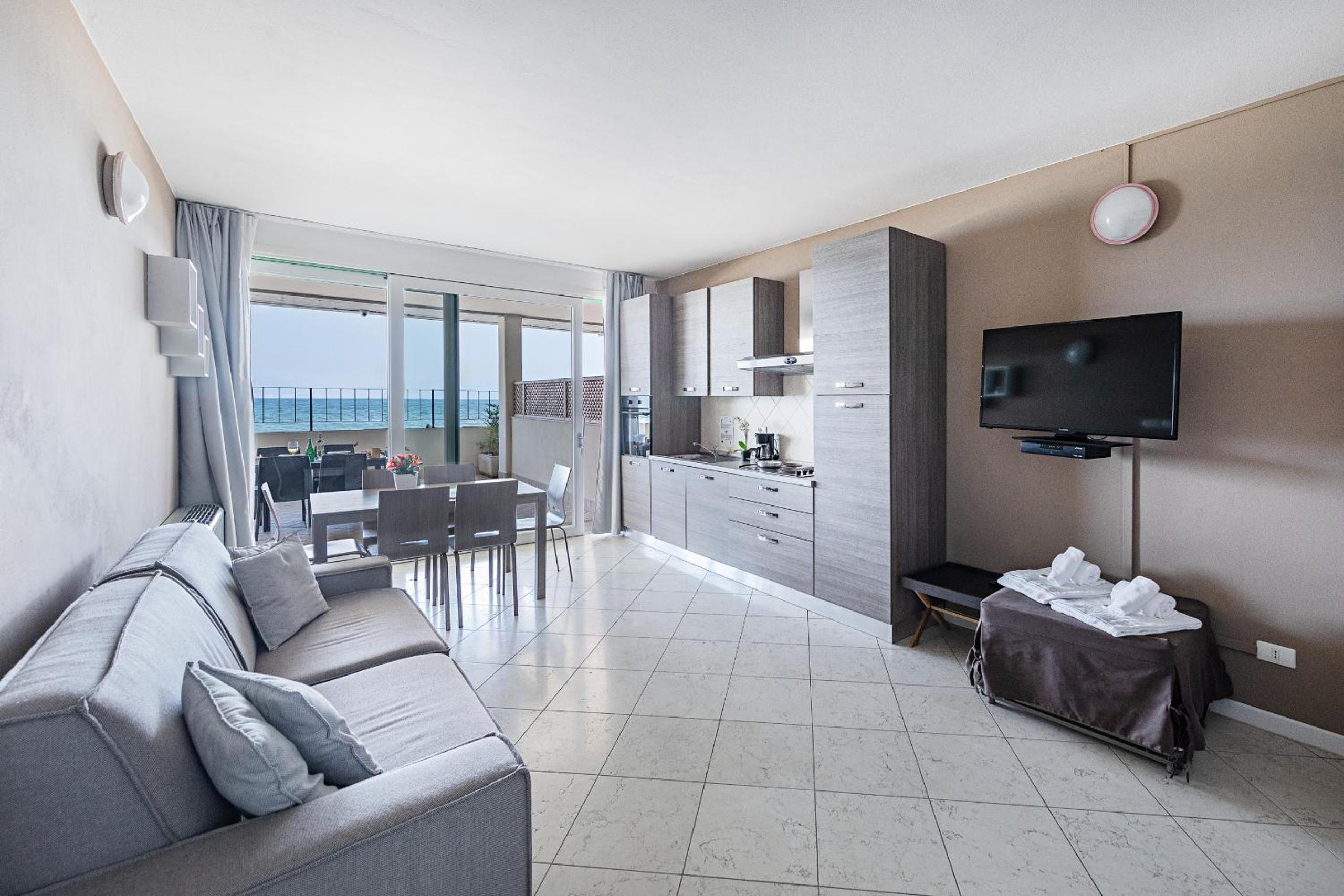 Apartment With Balcony photo 1