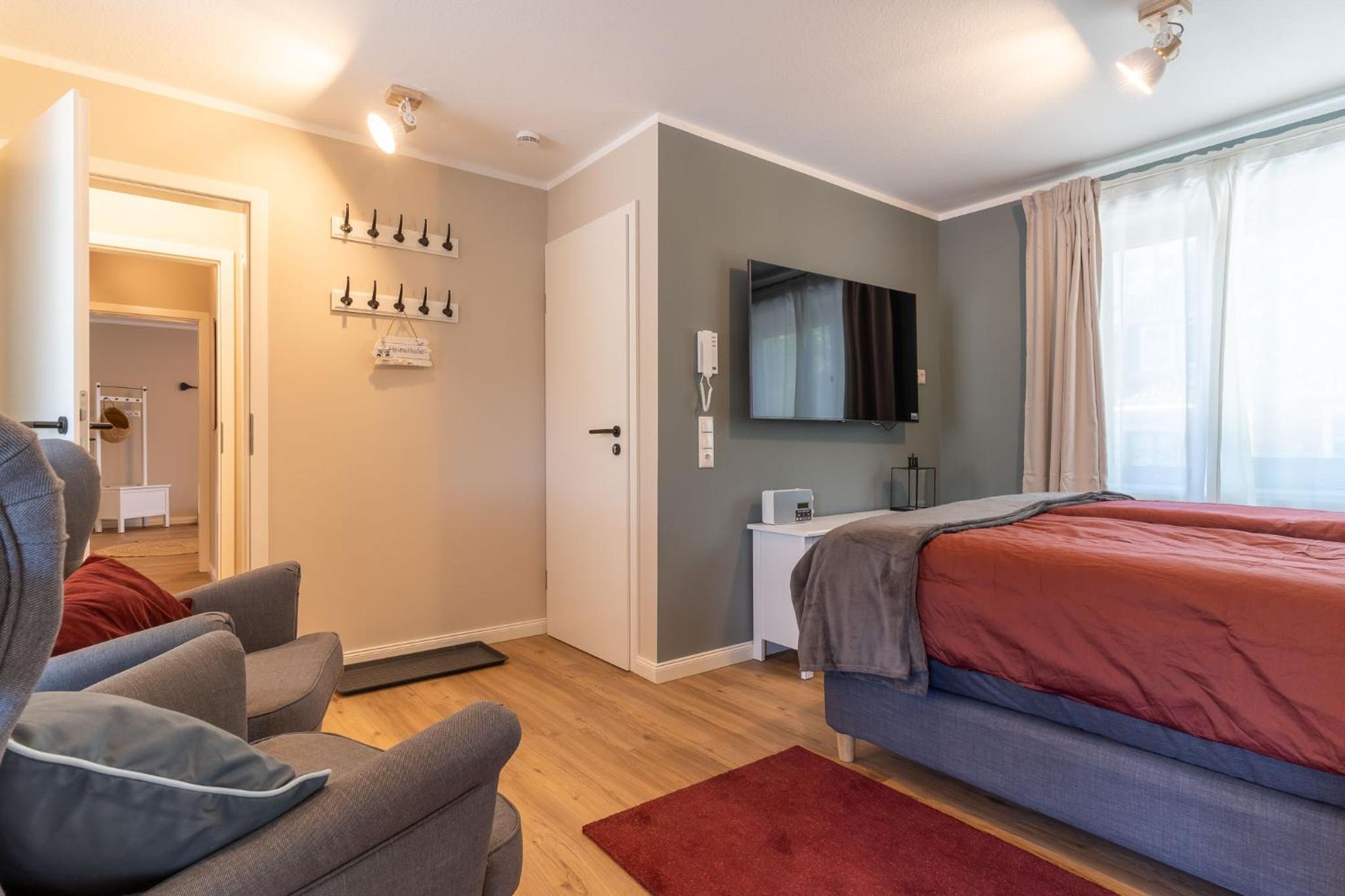 Three-Bedroom Apartment photo 1