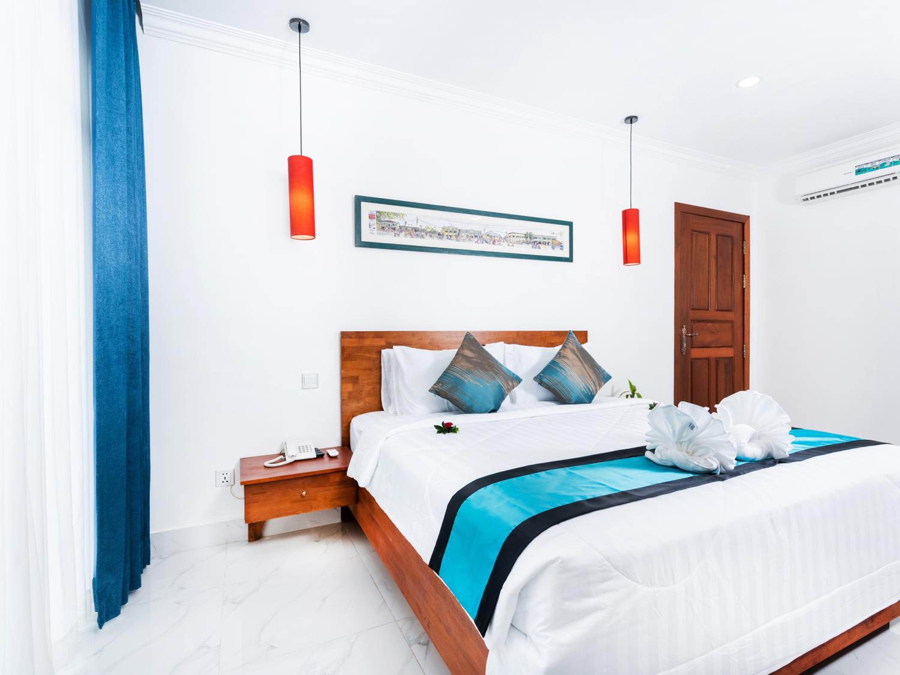 Deluxe Double with Pool View  - Photo 5
