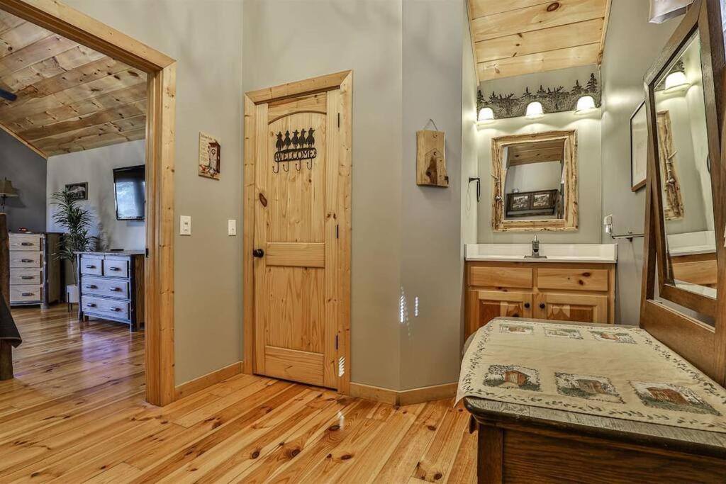 Three-Bedroom House photo 1