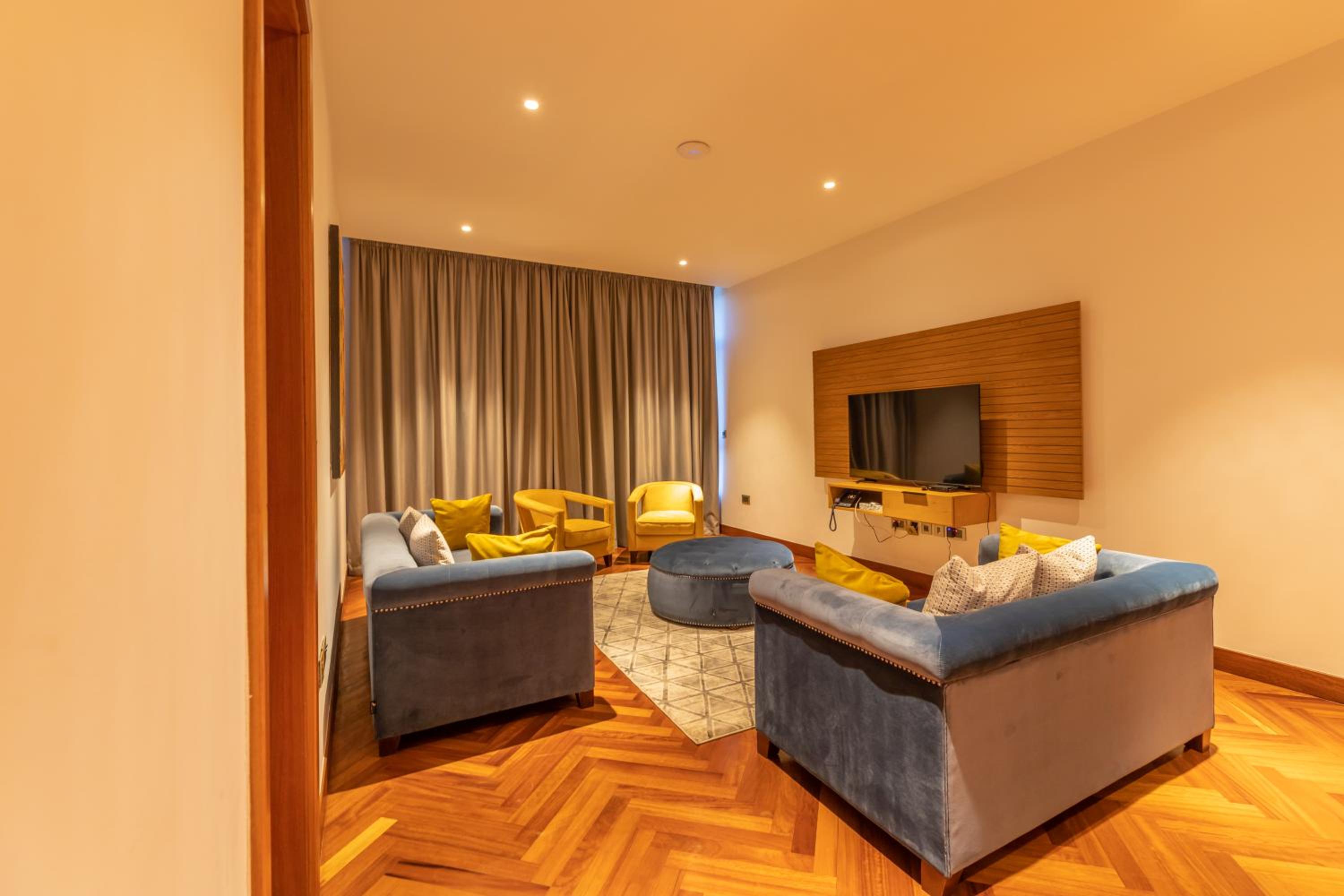 Penthouse Apartment - Photo 16