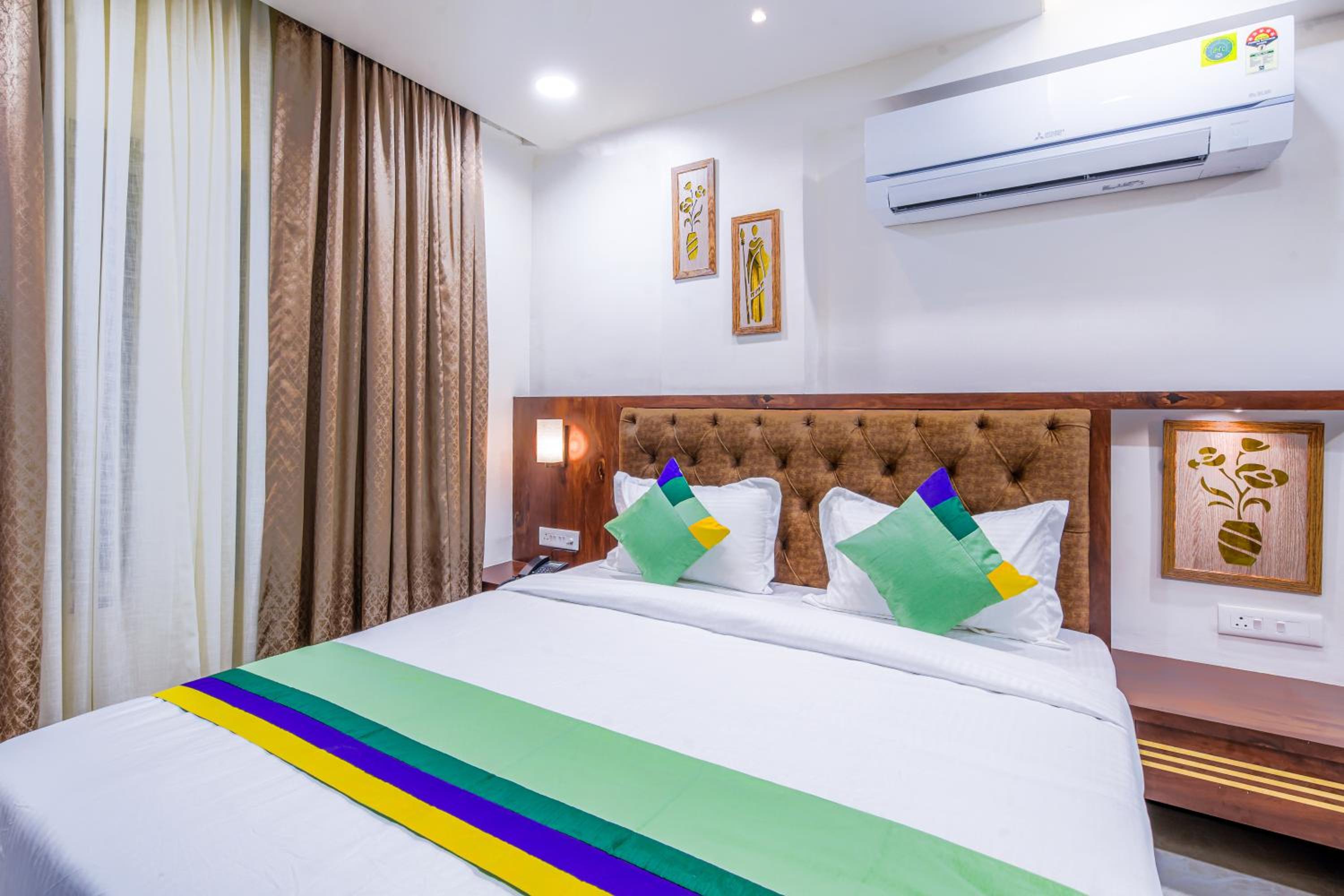 Deluxe Double Room photo 3