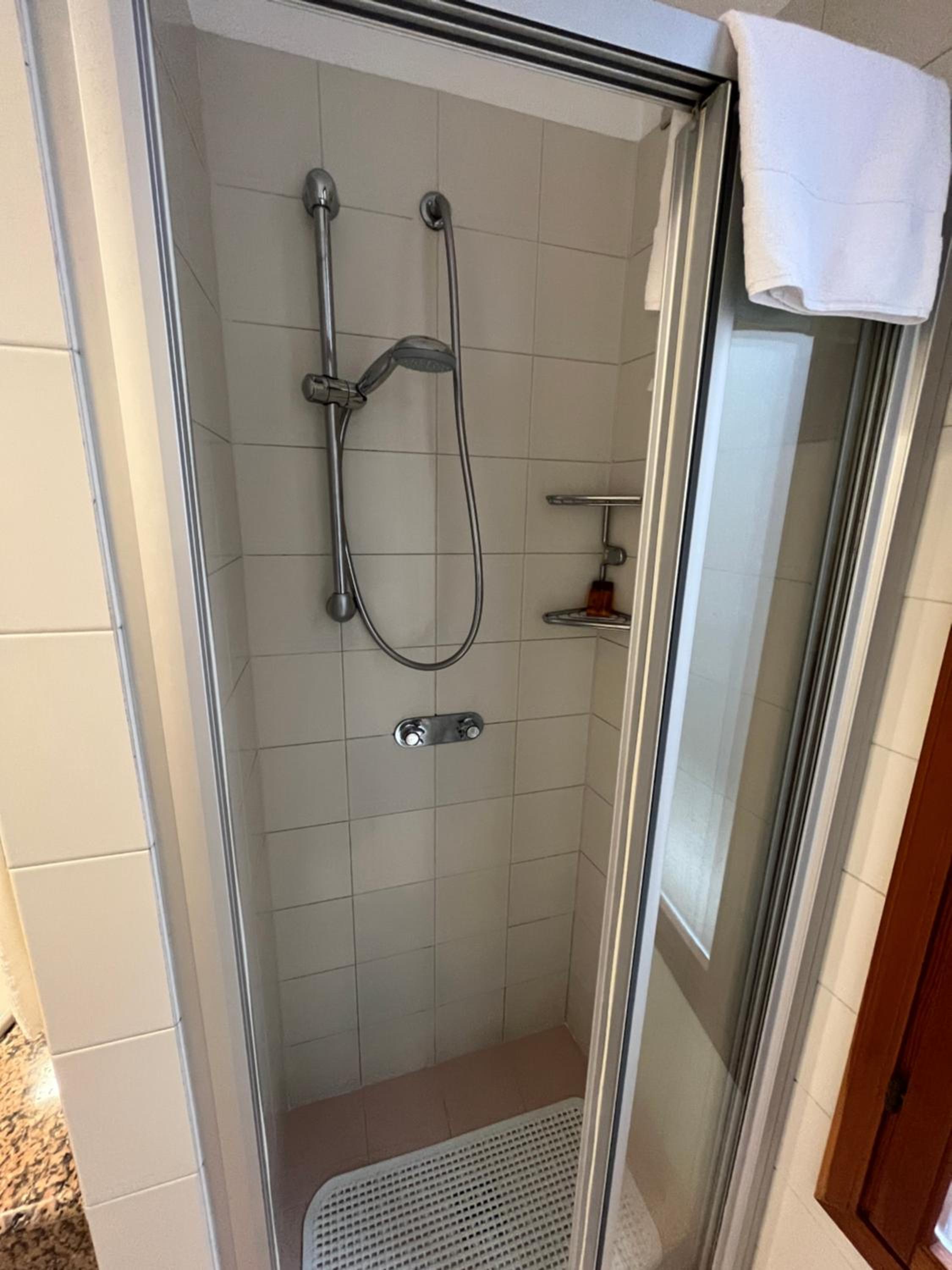 Small Double Room - Non Smoking