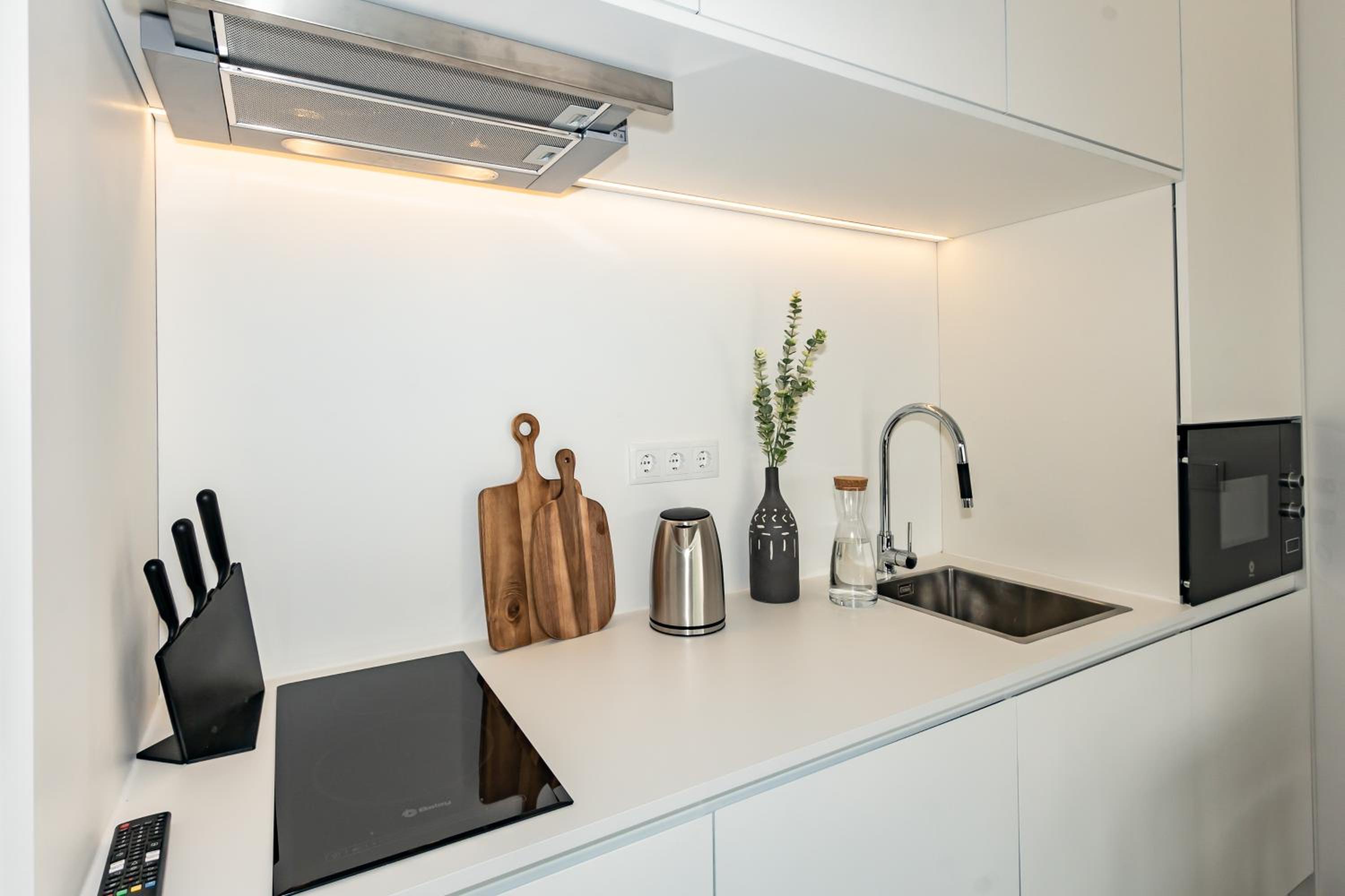 Standard Studio - Photo 13