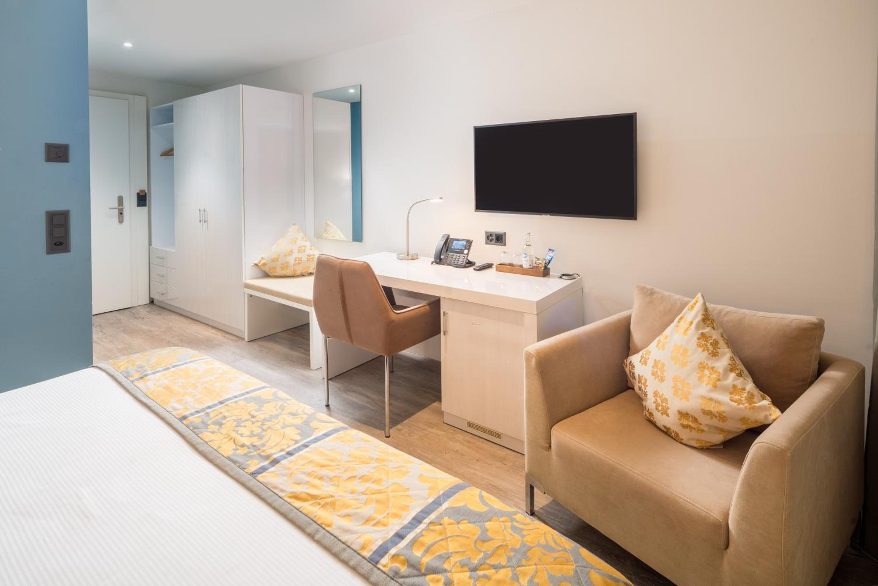 Superior Twin Room photo 2