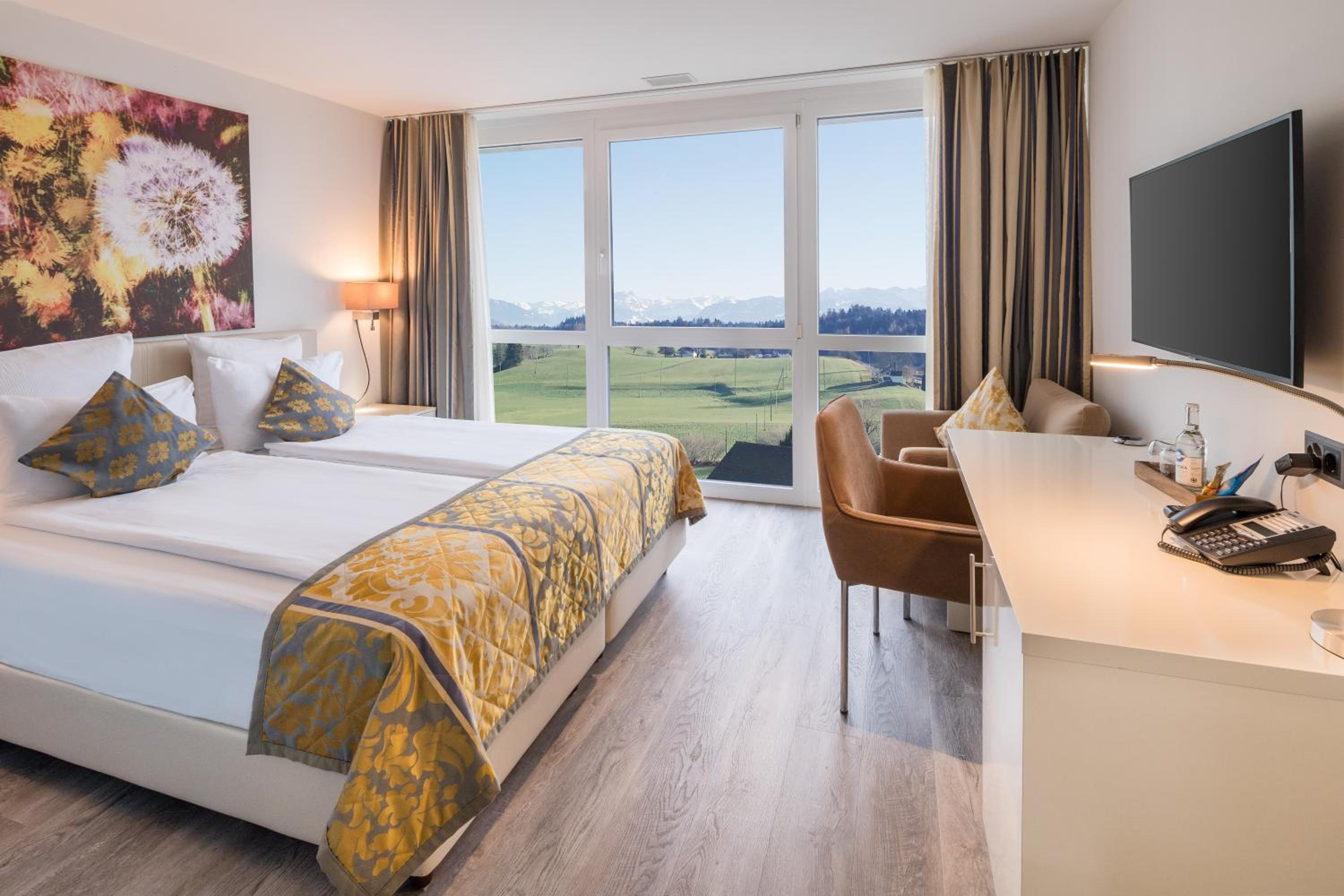 Superior Twin Room photo 3