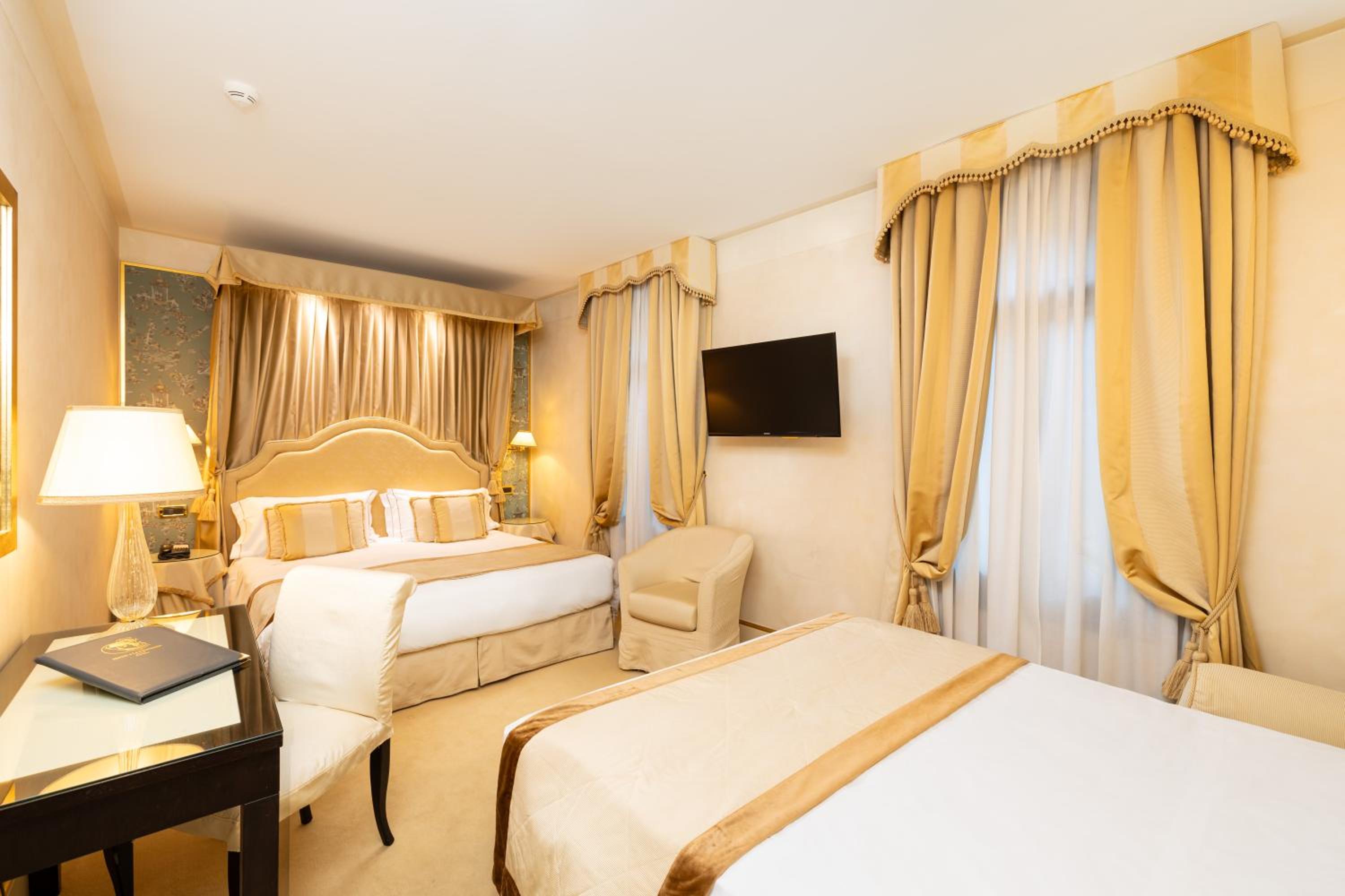 Junior Suite (3 Adults) thumbnail 5