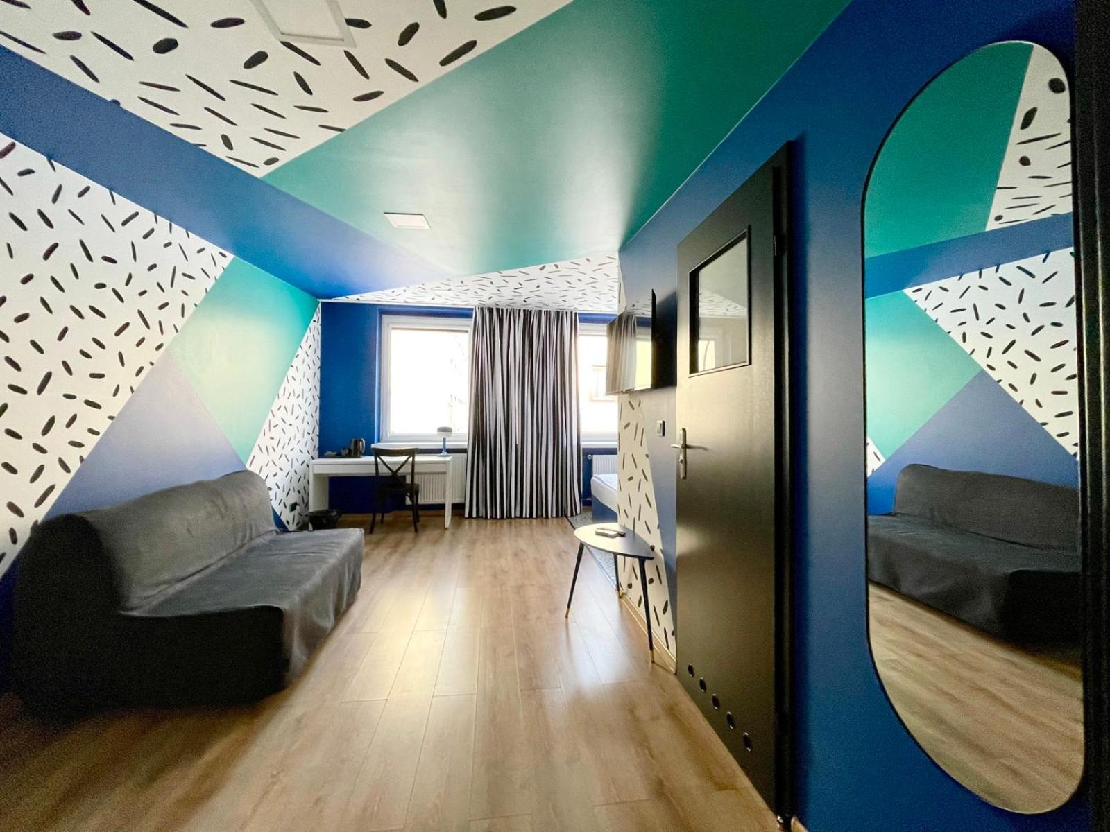 Deluxe Double or Twin Room - Photo 7