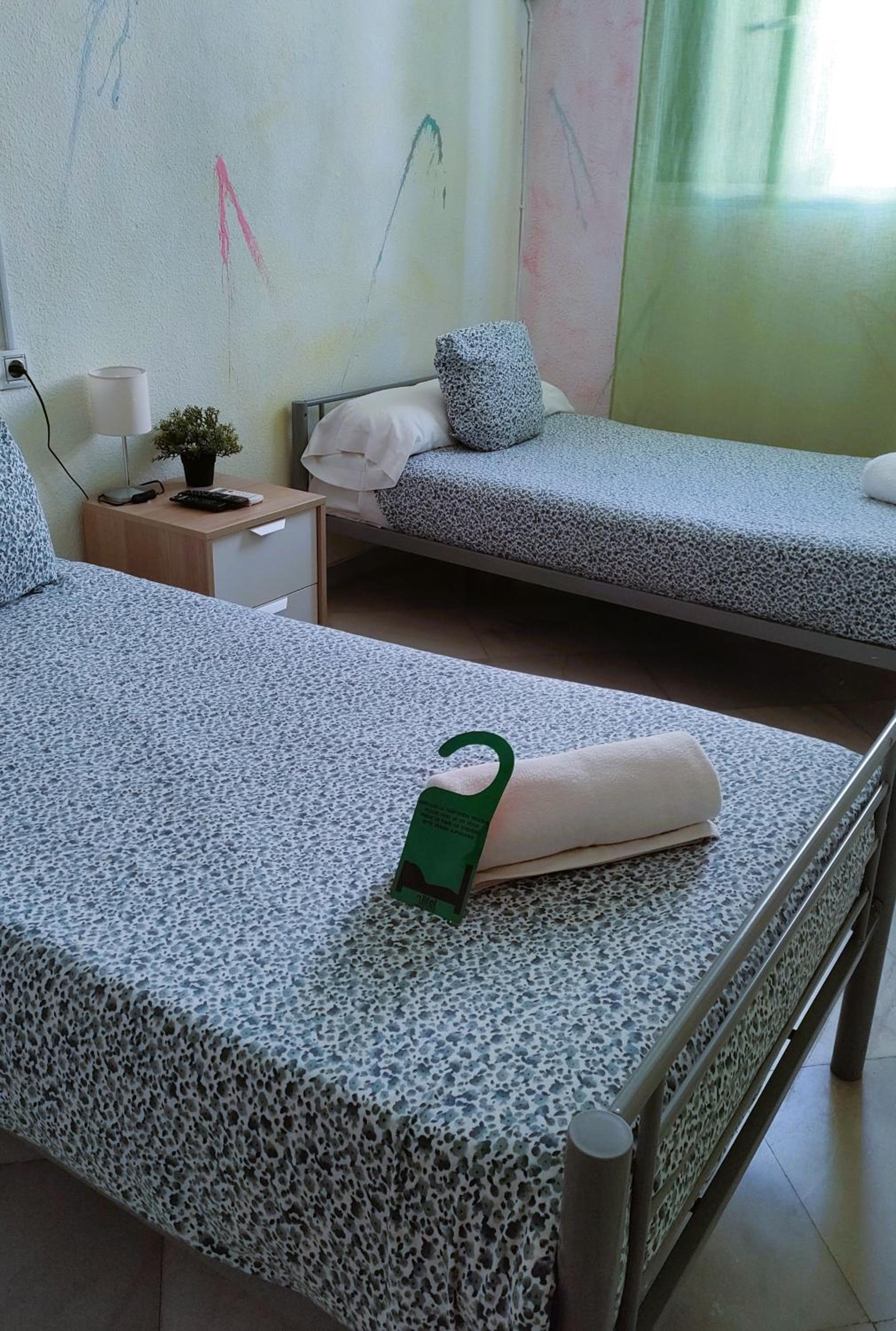 Habitación Doble con Baño Compartido