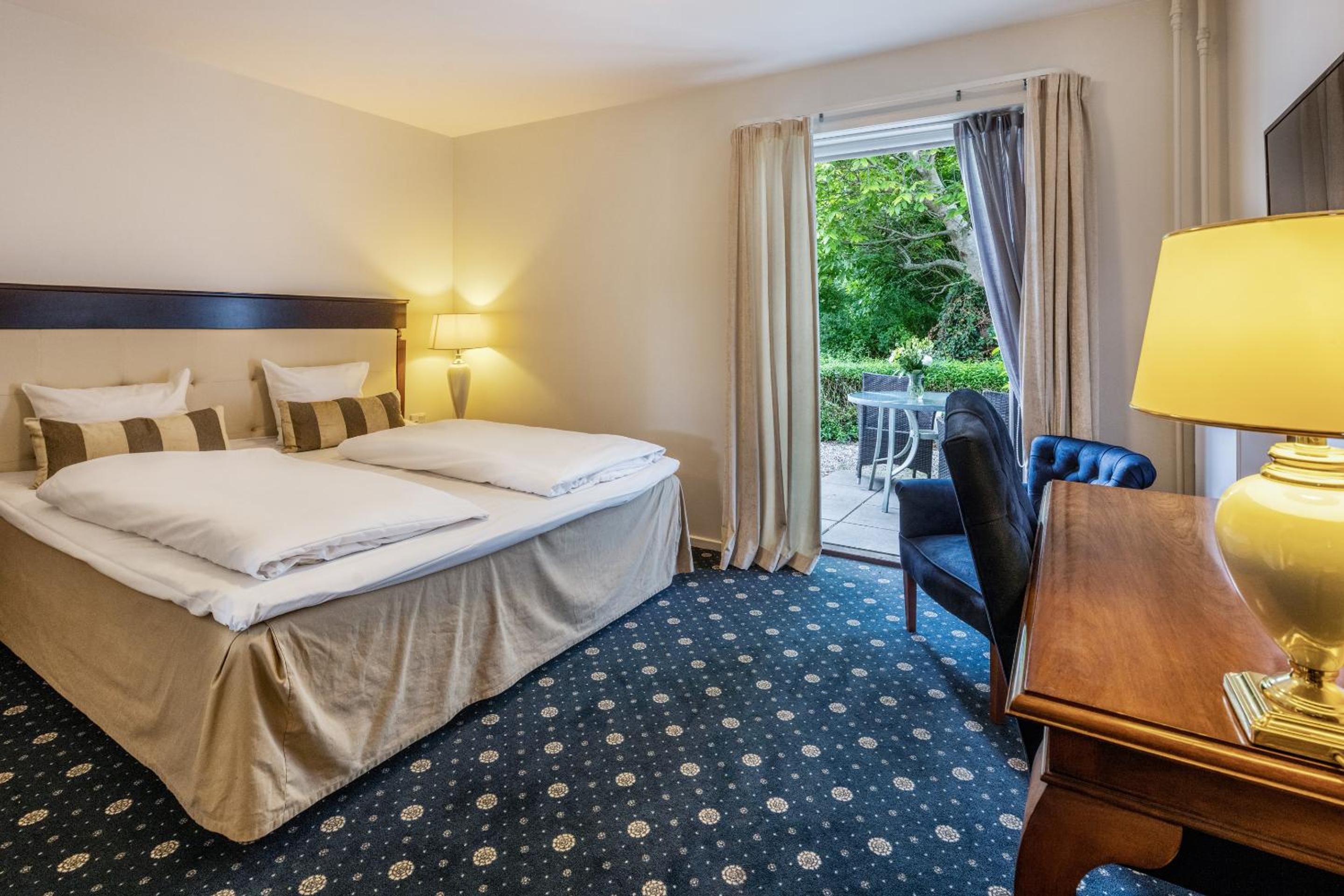 Standard Double Room With Terrace